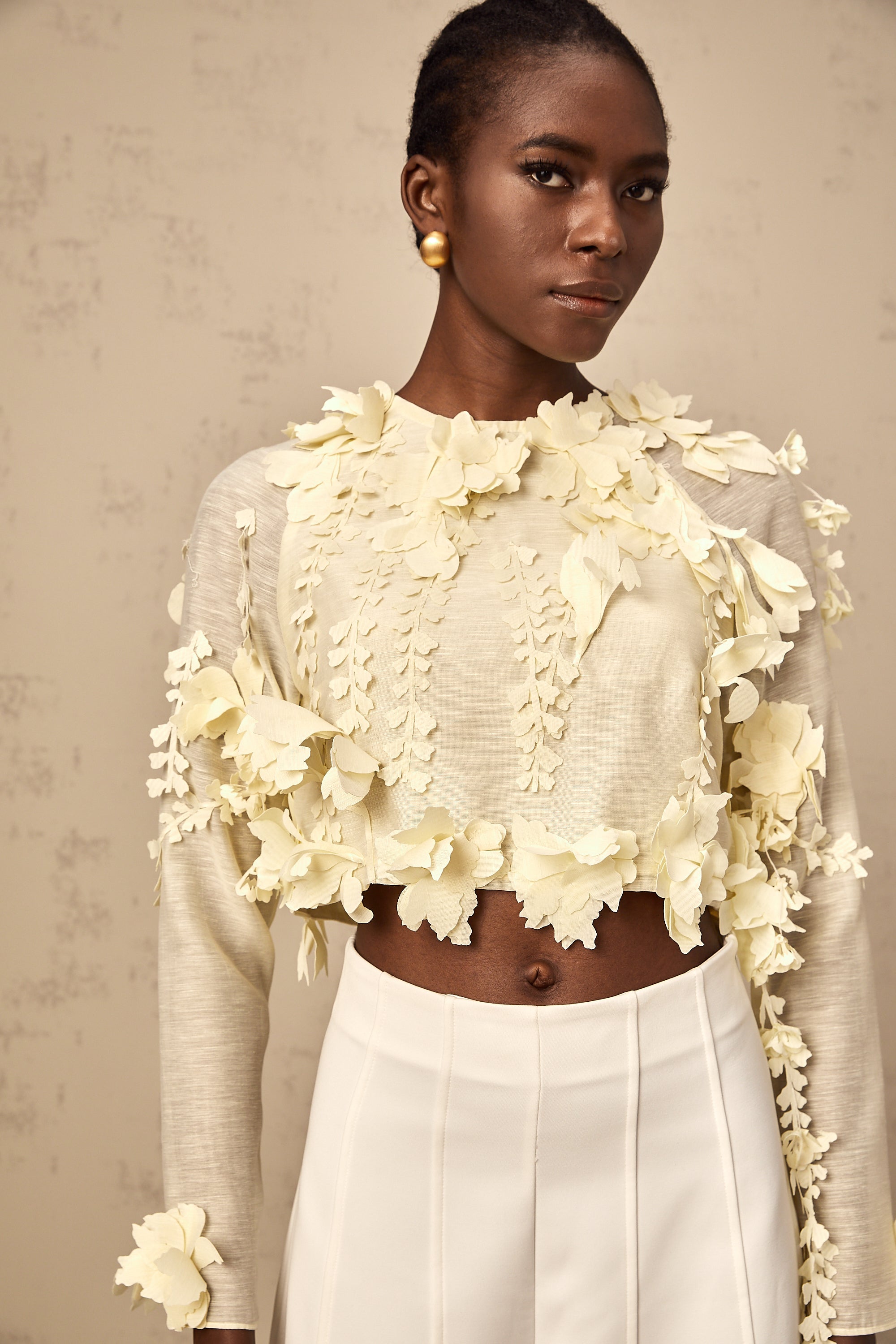 Rosalie light-yellow 3d-petal cropped blouse