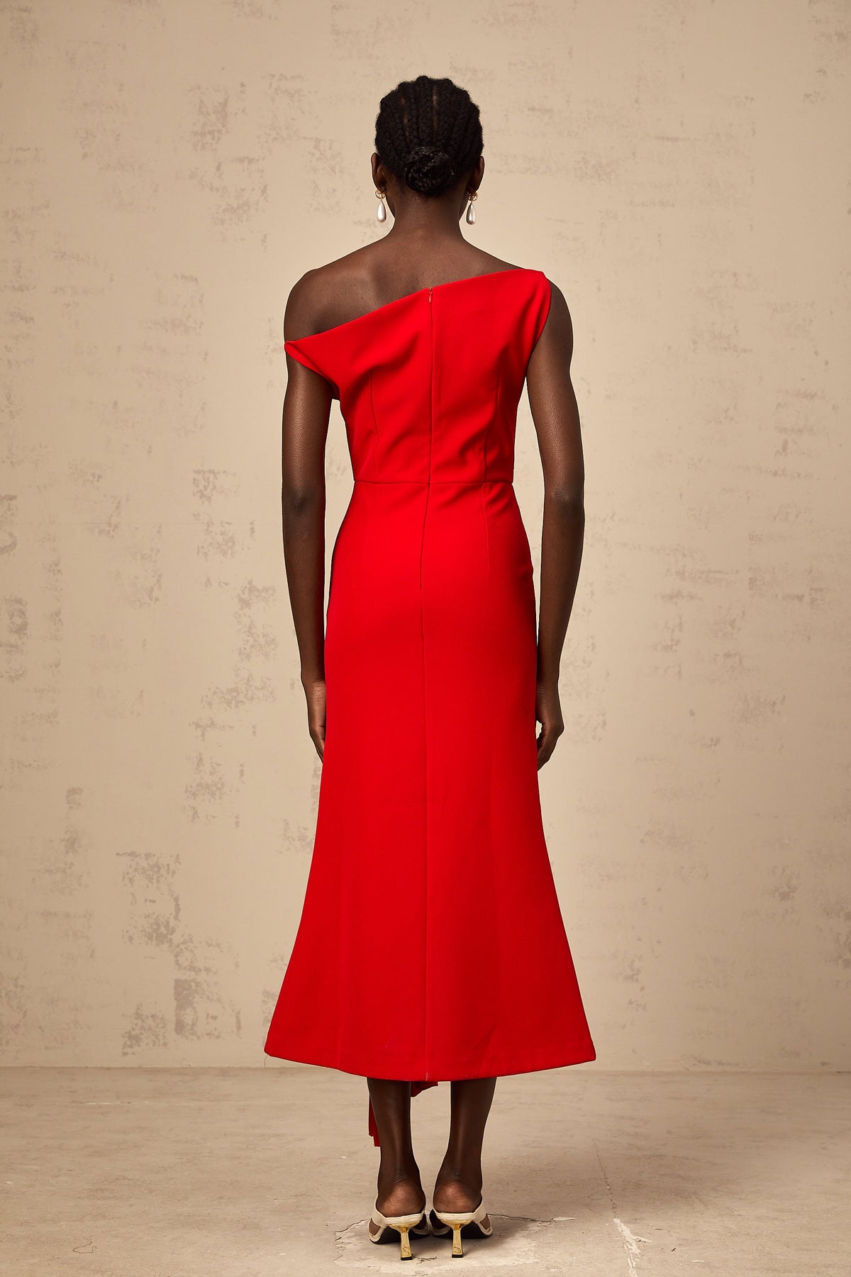 Laurine asymmetrical draped midi dress in Red