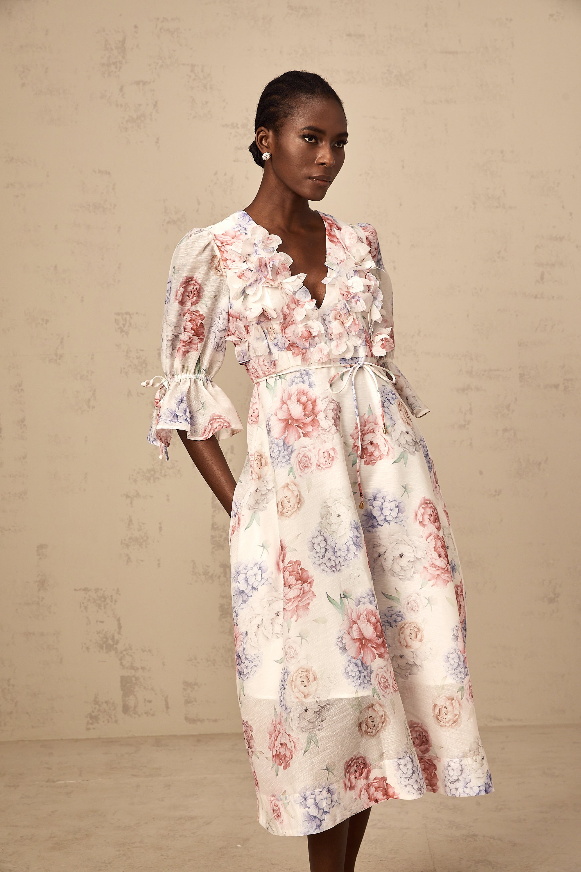 Téa 3d-petal floral-print midi dress