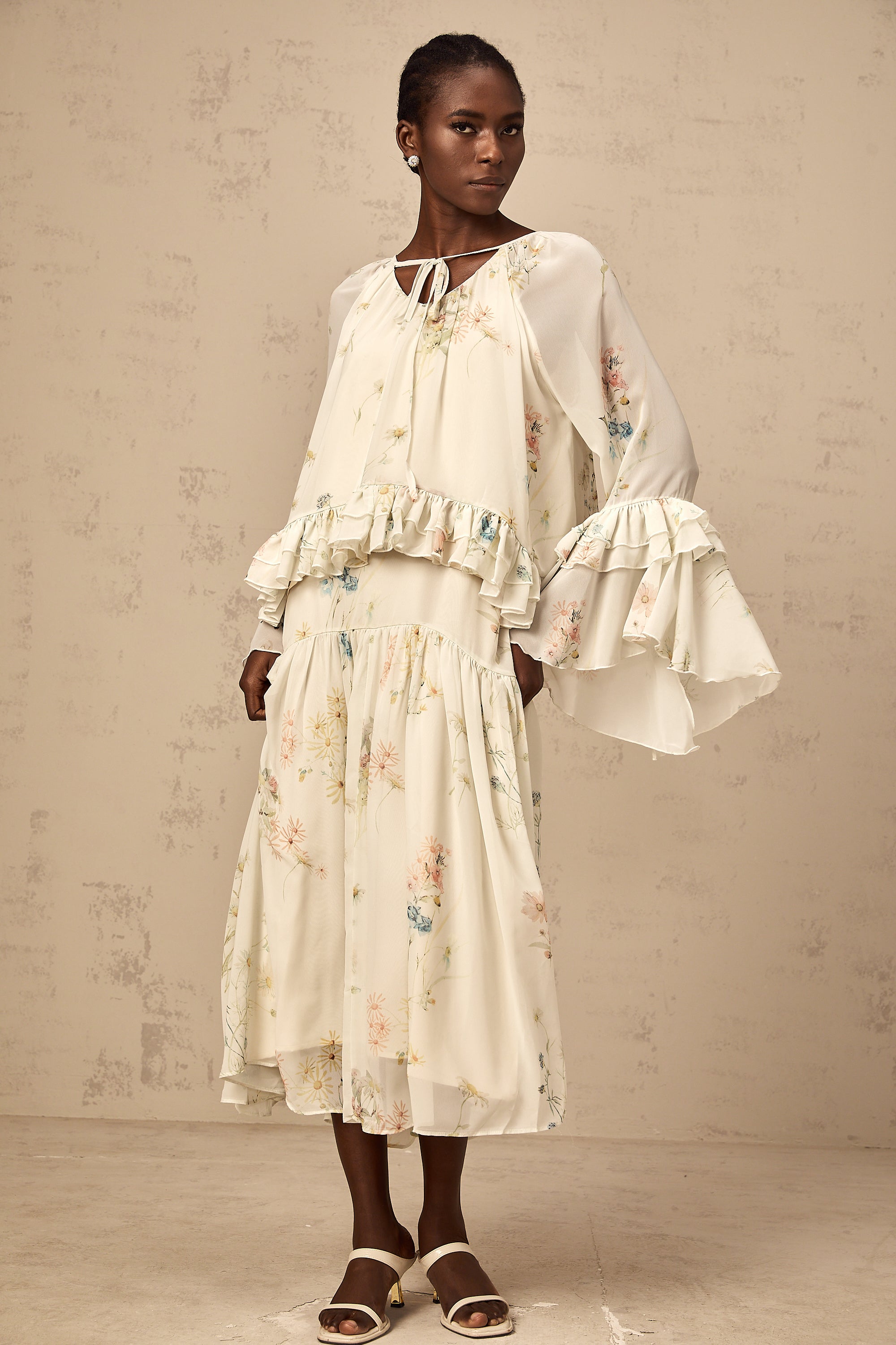 Mélissa floral-print ruffled blouse & dress matching set