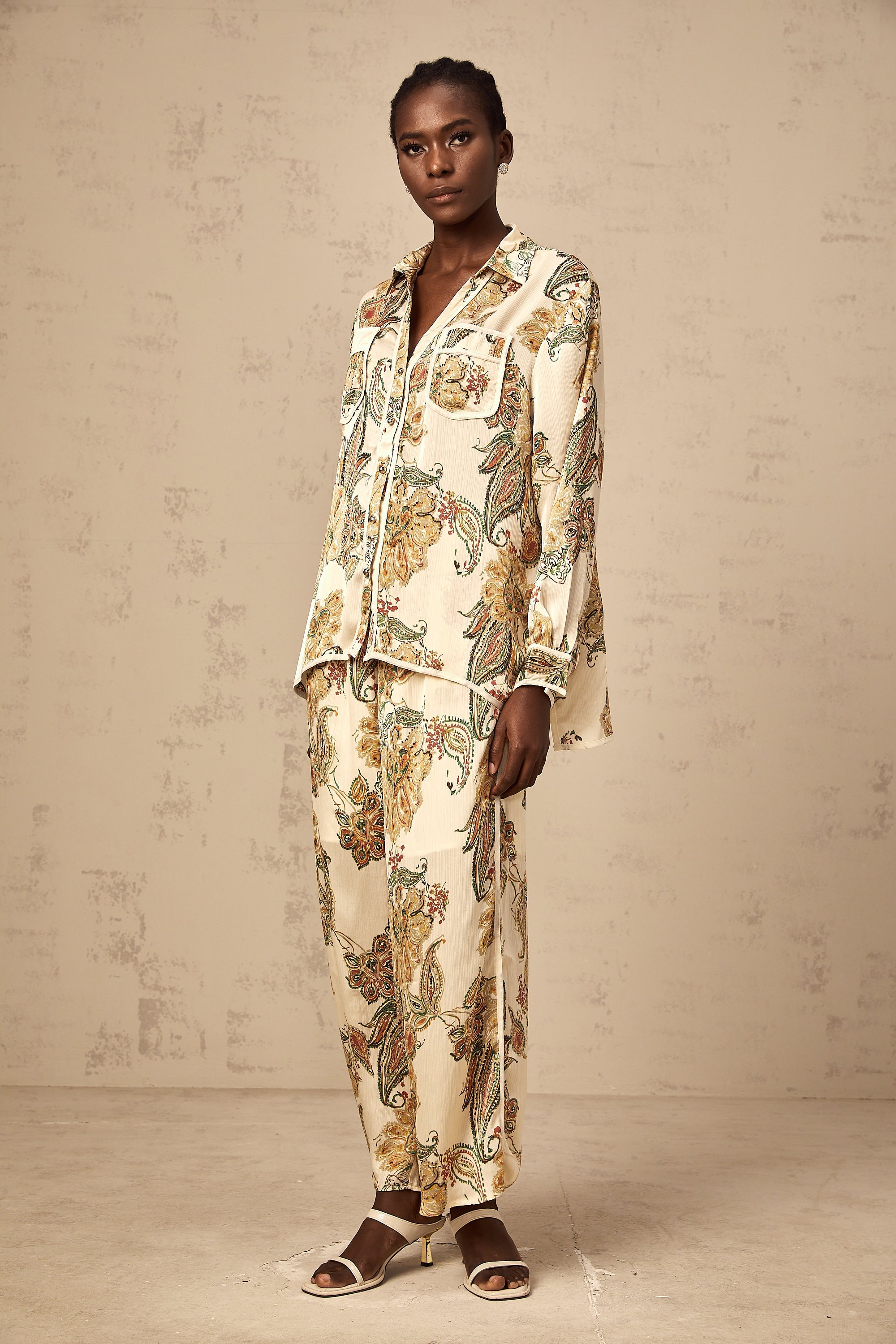 Agnès neutrals floral-print shirt & trousers matching set