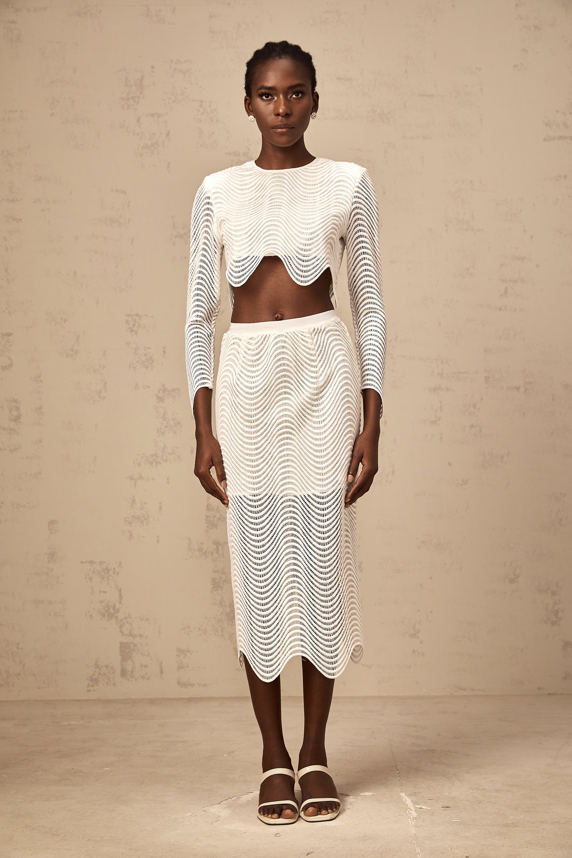 Constance white wavy woven top & skirt matching set
