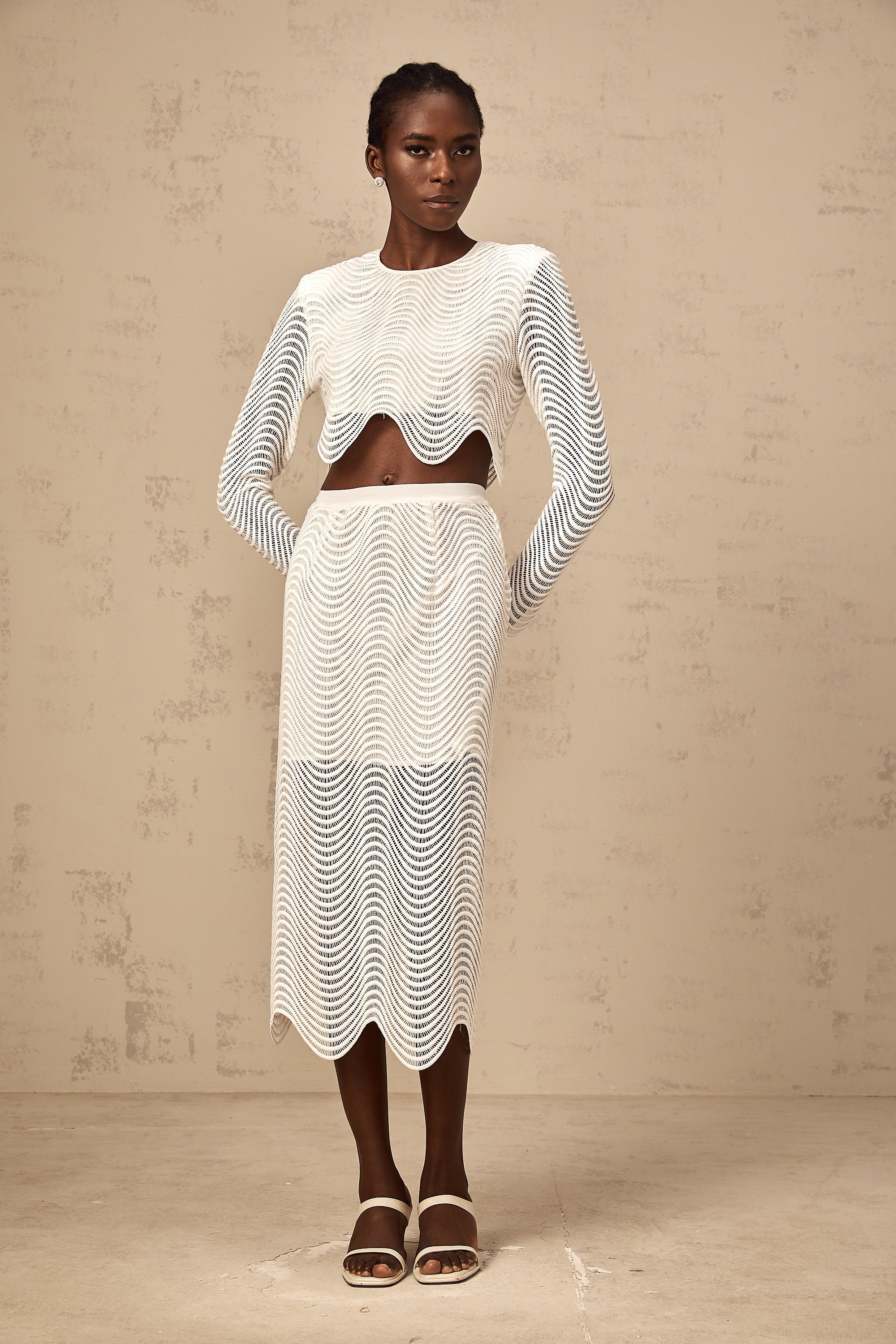 Constance white wavy woven top & skirt matching set
