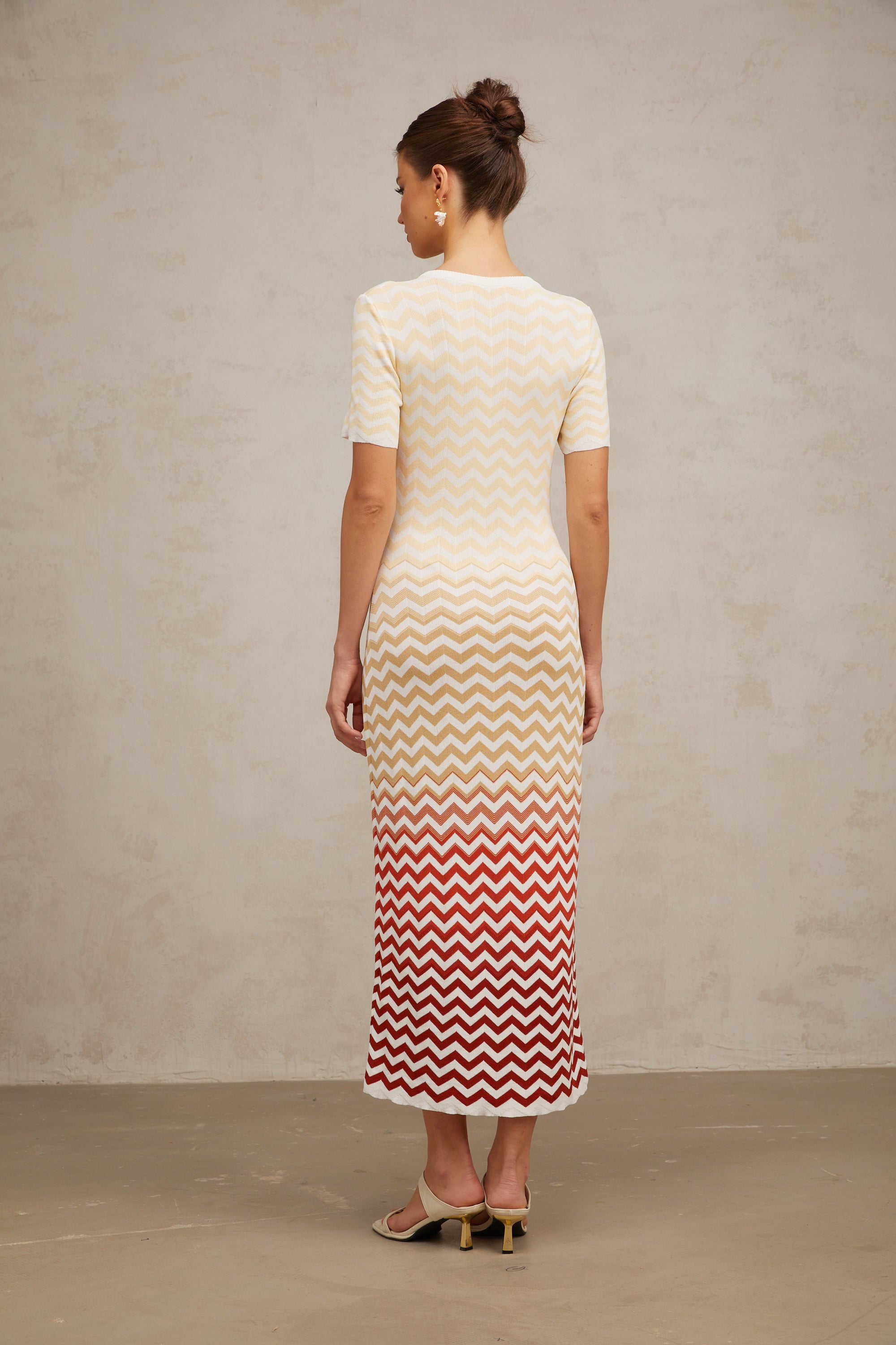 Isabelle yellow zigzag-woven knit midi dress
