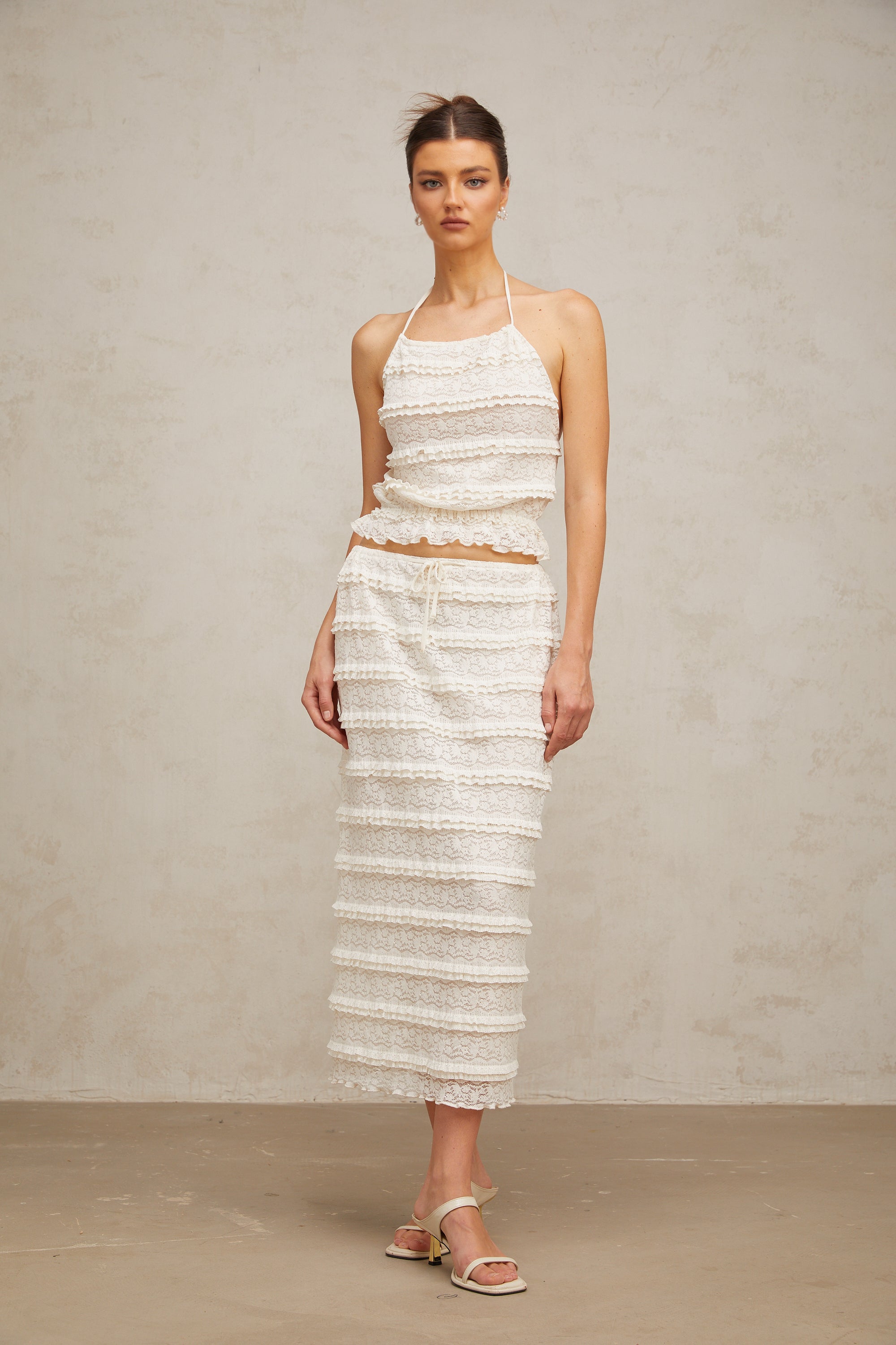 Héloïse off-white floral-lace ruffled top & skirt matching set