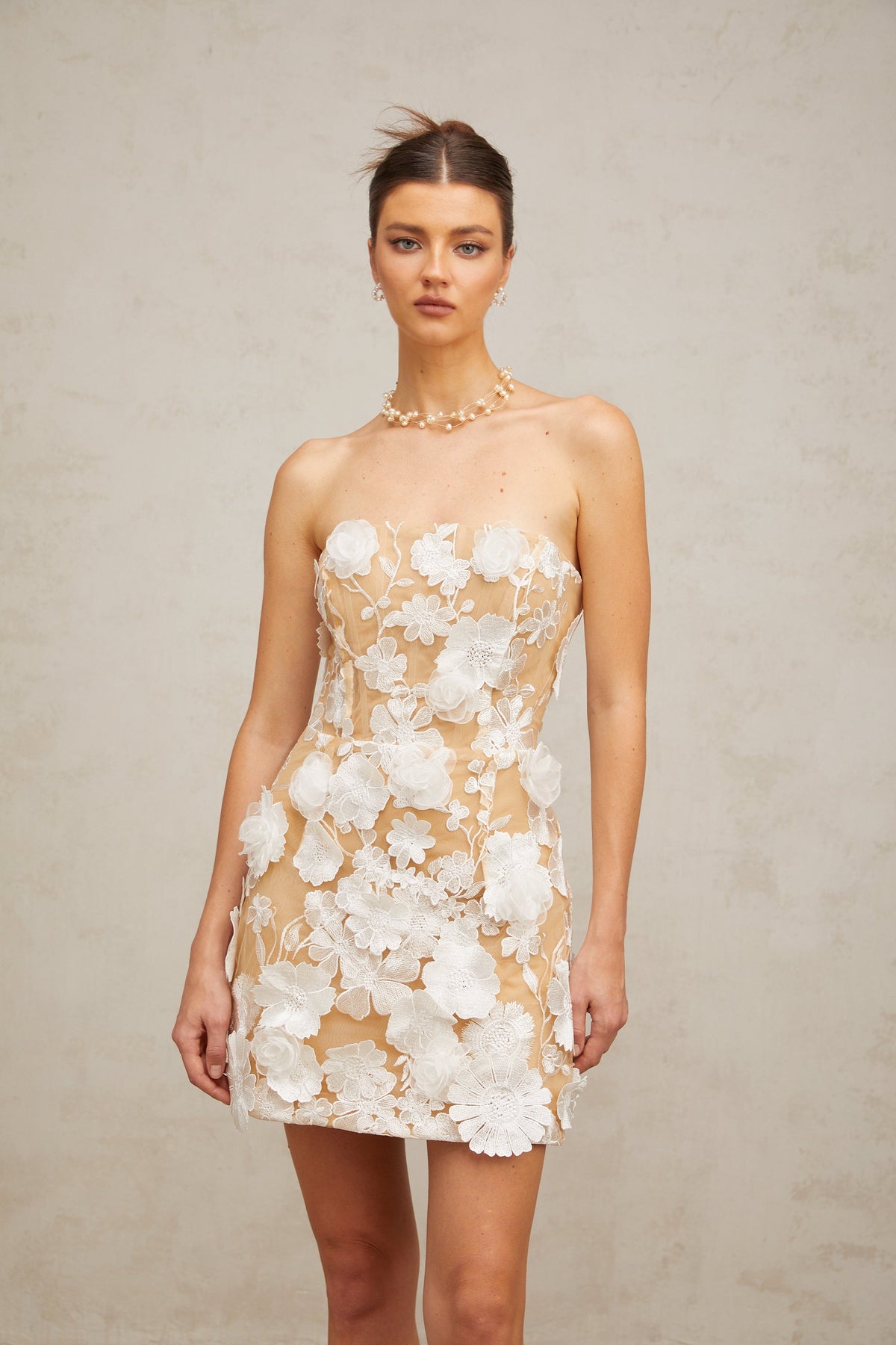 Véronica white flower-appliqué mini dress