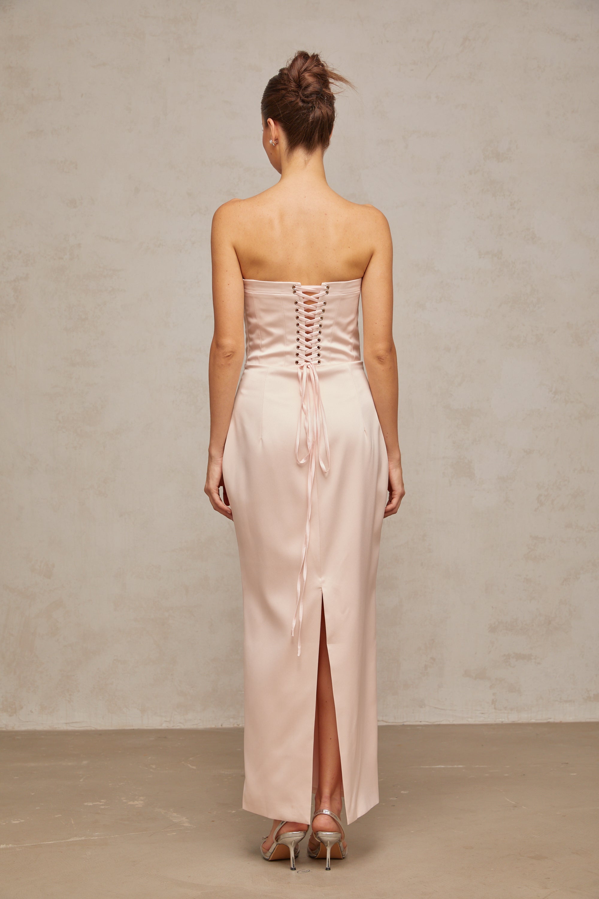 Élodie pink off-shoulder corset satin maxi dress