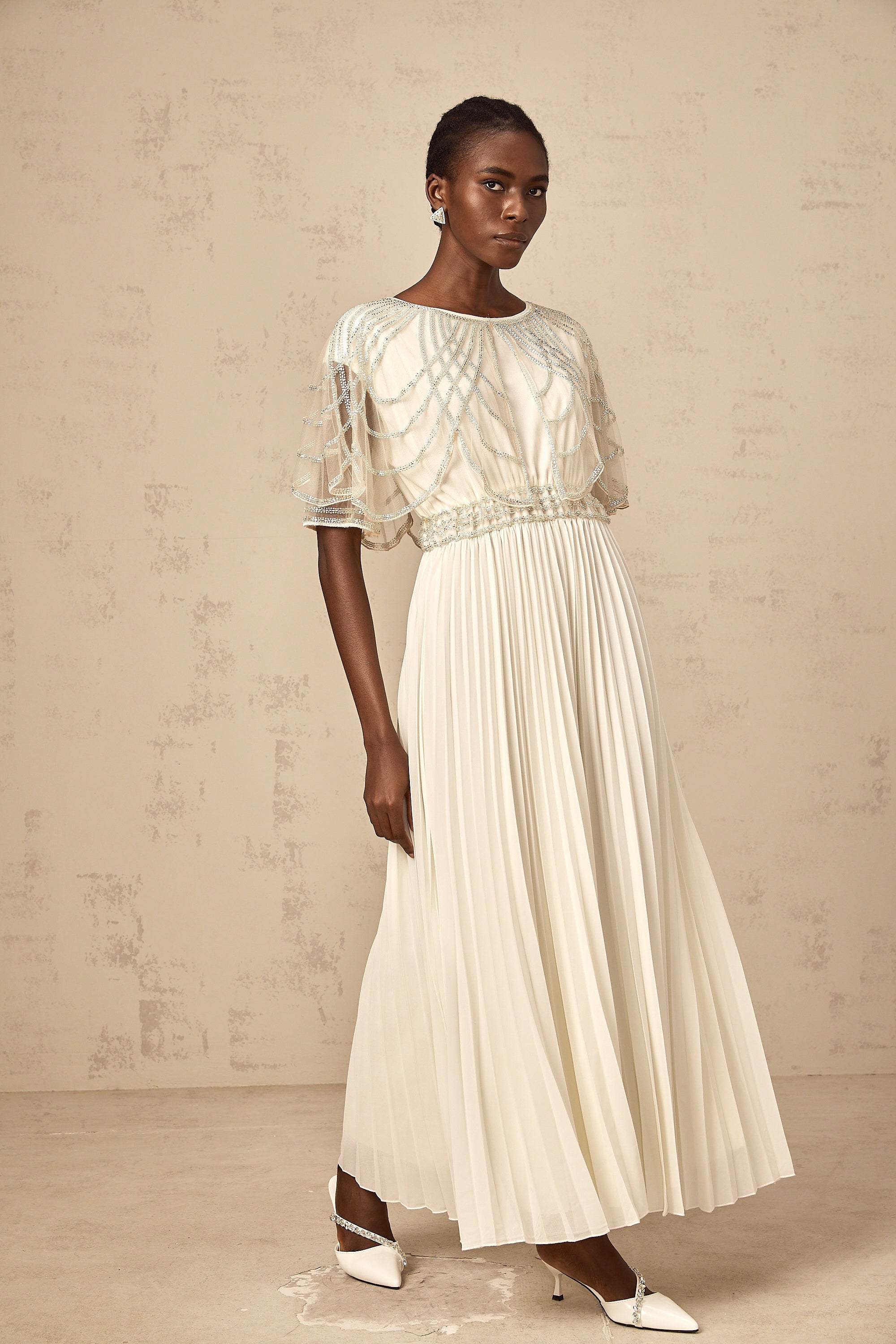Xénia white crystal-embellished pleated maxi dress