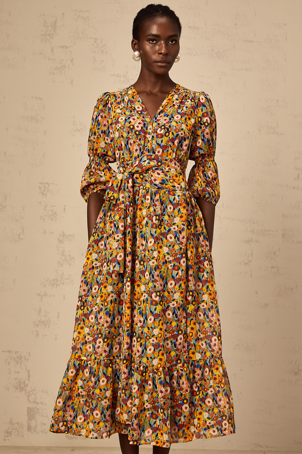 Éliane yellow V-neck floral-print midi dress