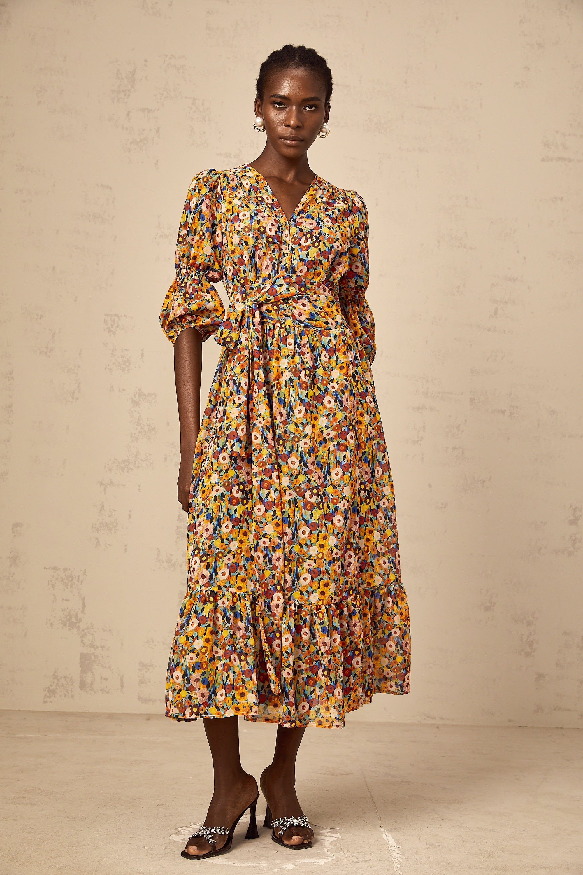 Éliane yellow V-neck floral-print midi dress