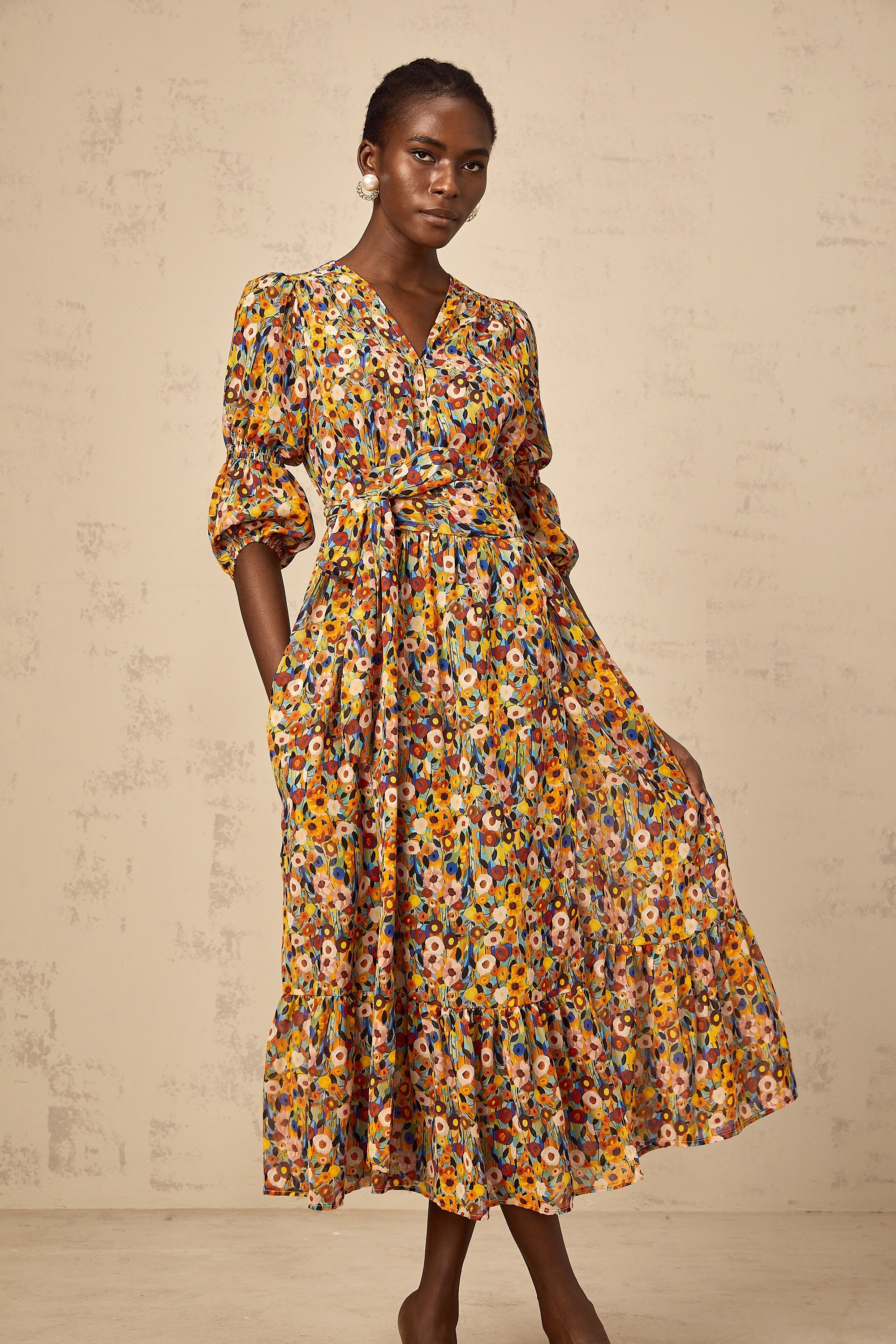 Éliane yellow V-neck floral-print midi dress