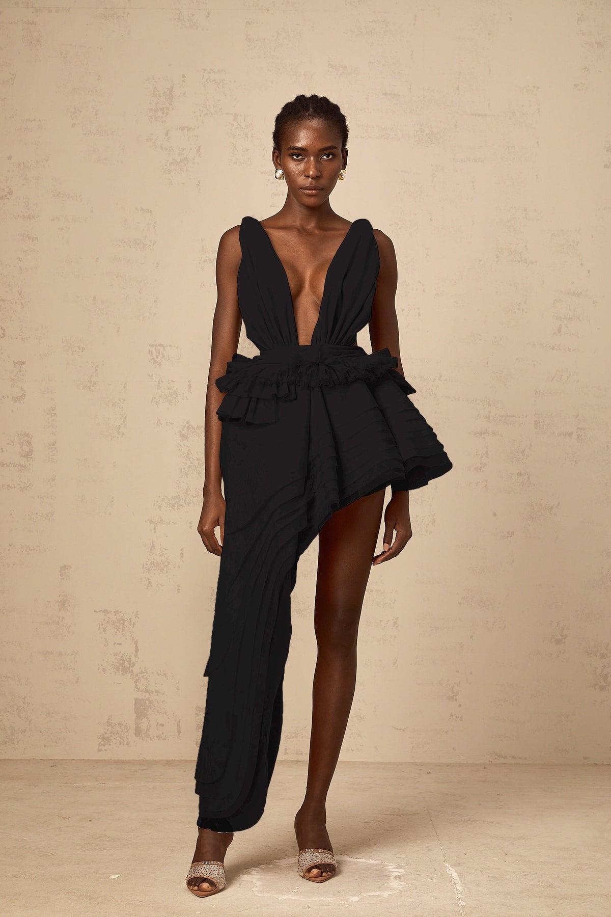 Isoline ribbon-design asymmetrical mini dress in Black