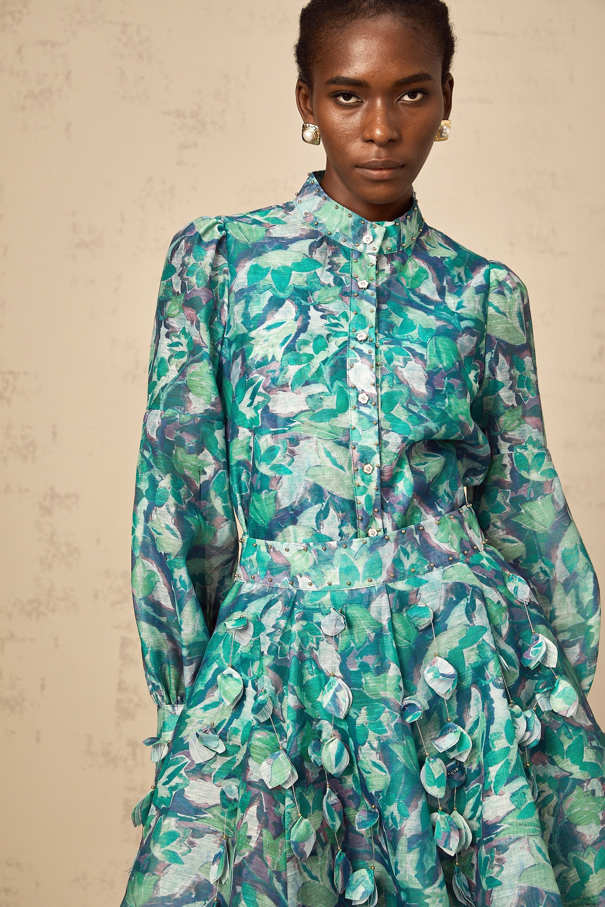 Véronique green 3d-petal blouse & skirt matching set