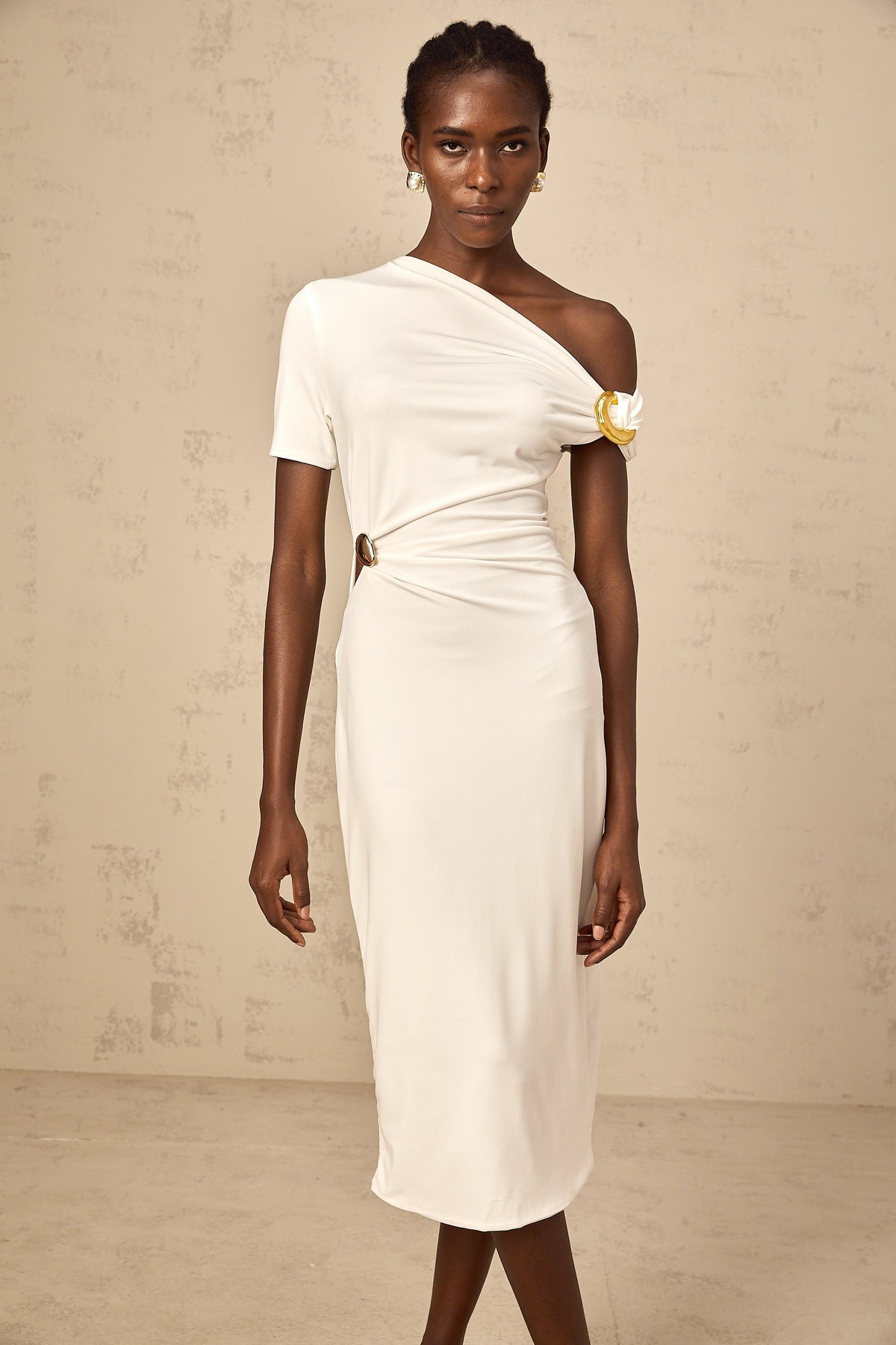 Béryl white asymmetrical buckle midi dress
