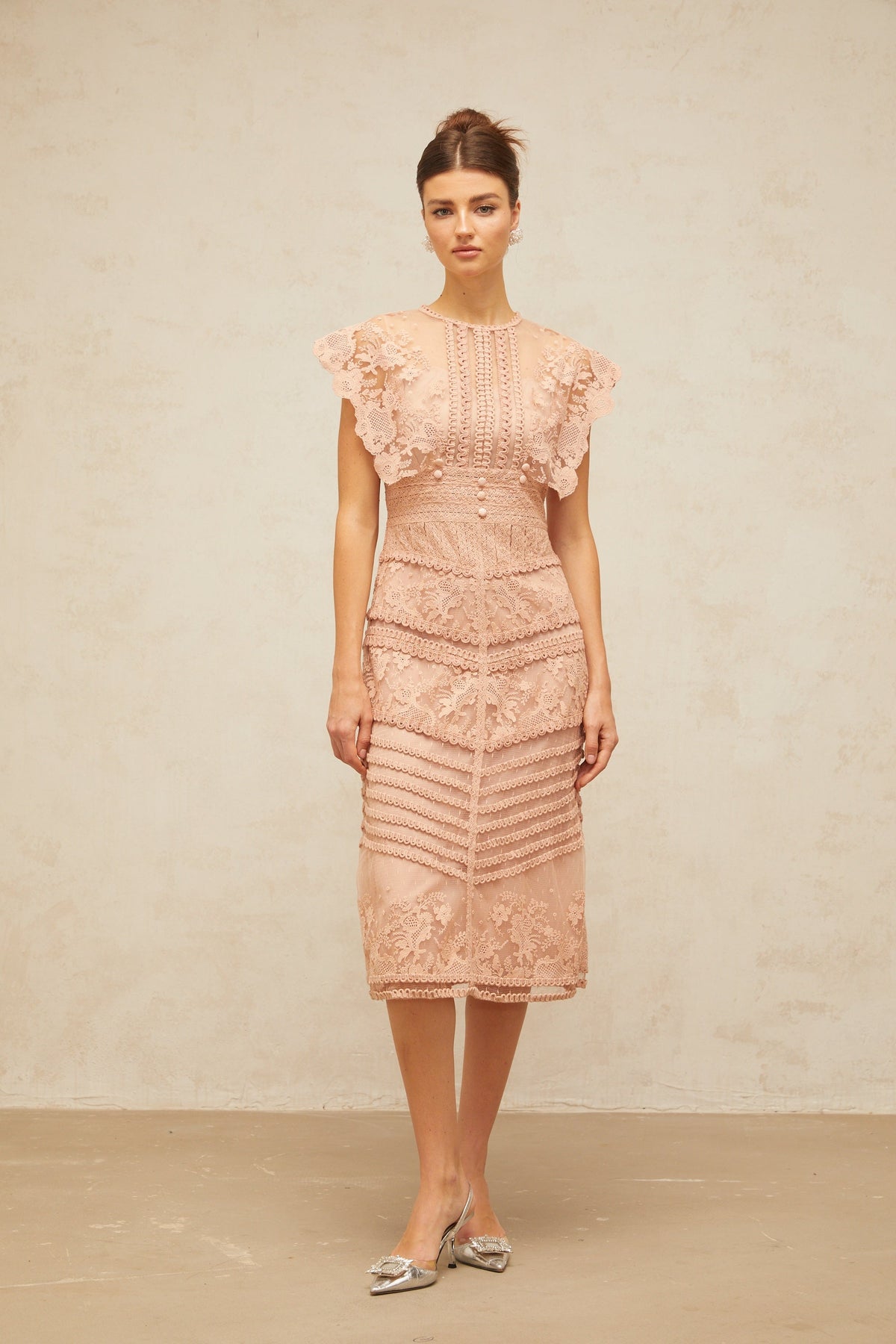 Fleur floral-embroidered lace midi dress in Pink