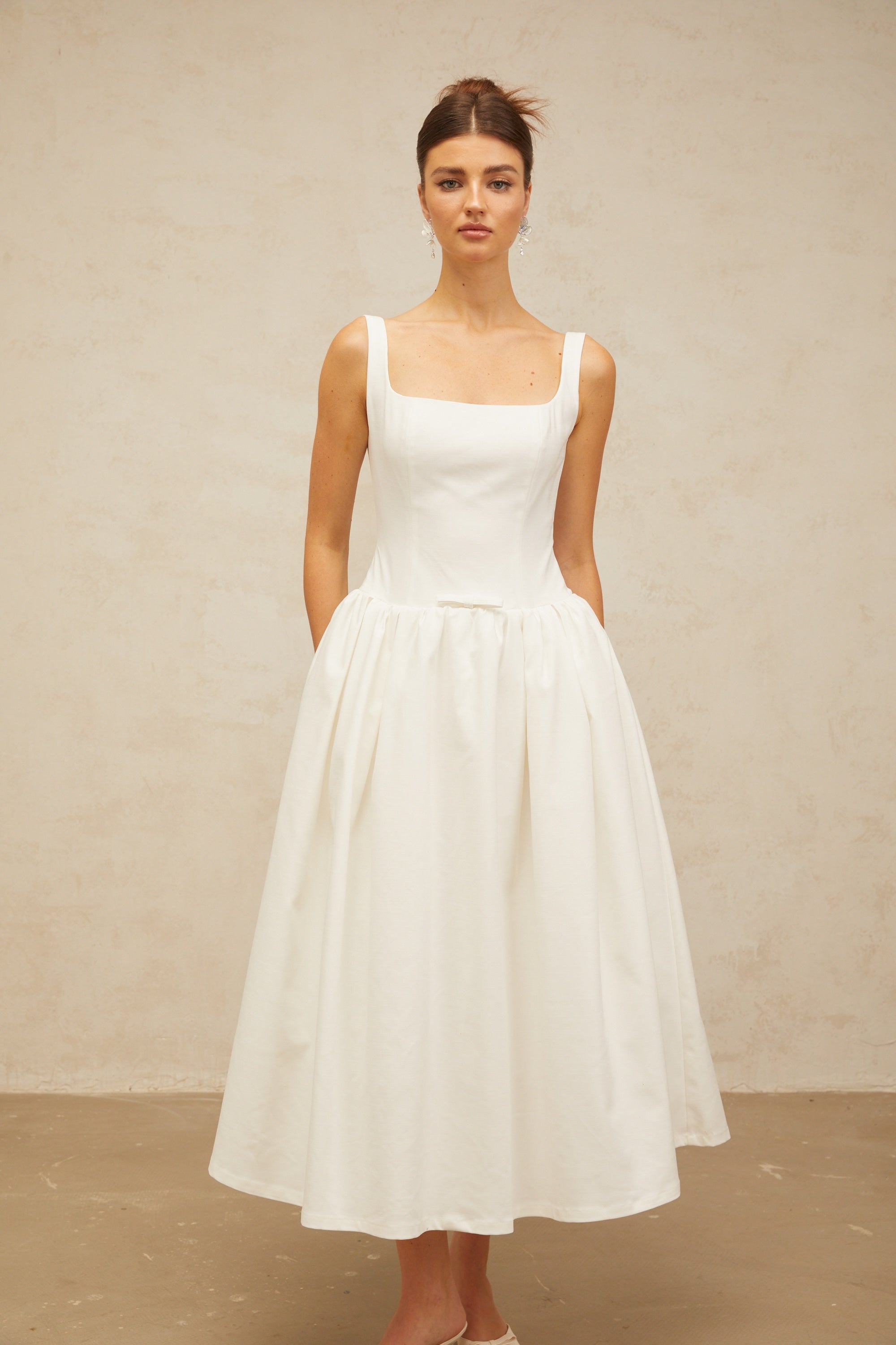 Perrine white bowknot flounce midi dress