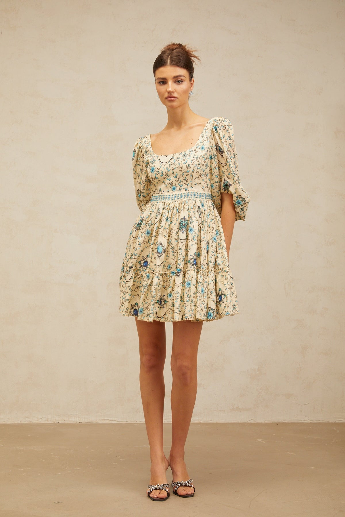 Odette neutrals floral-print pleated mini dress