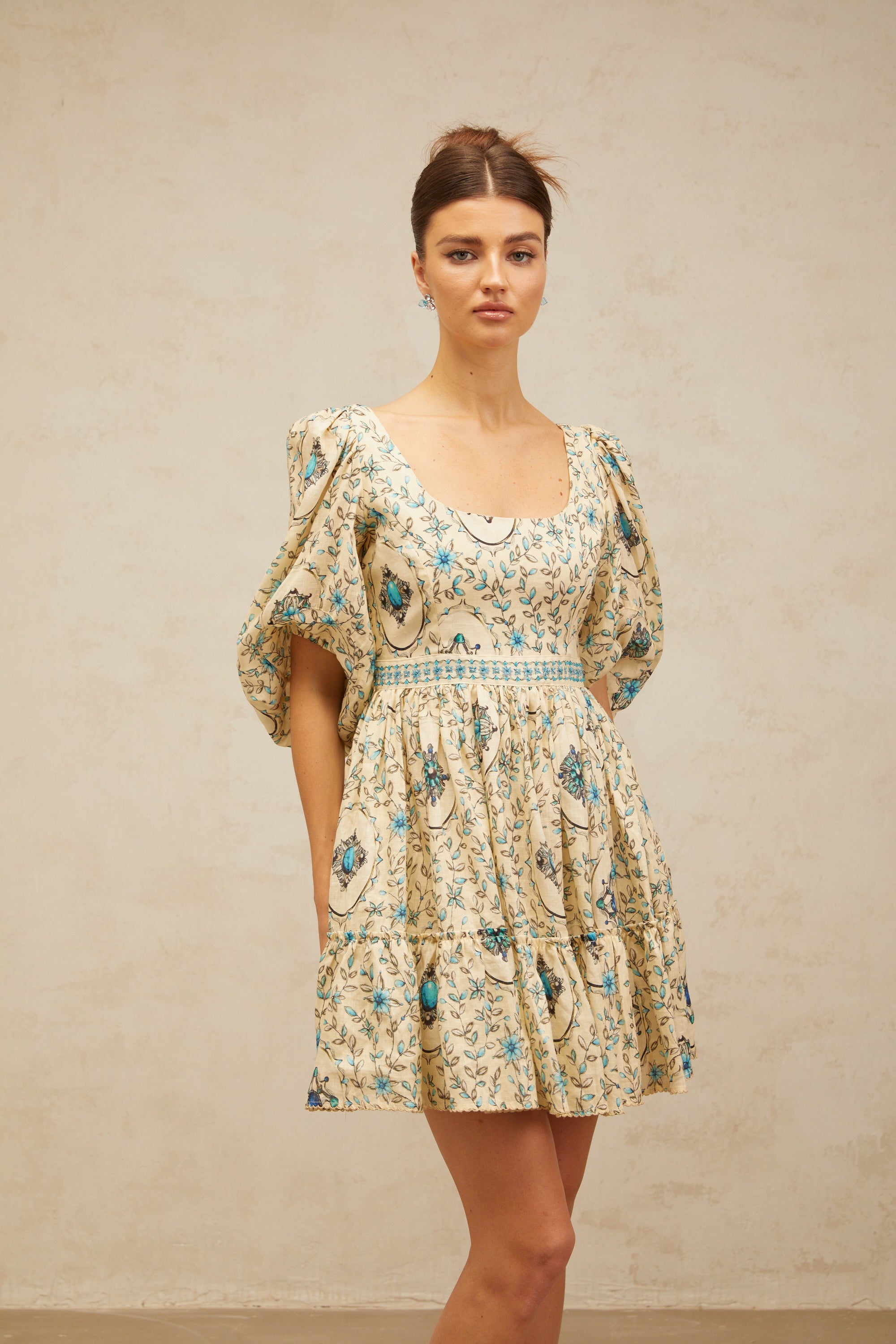 Odette neutrals floral-print pleated mini dress