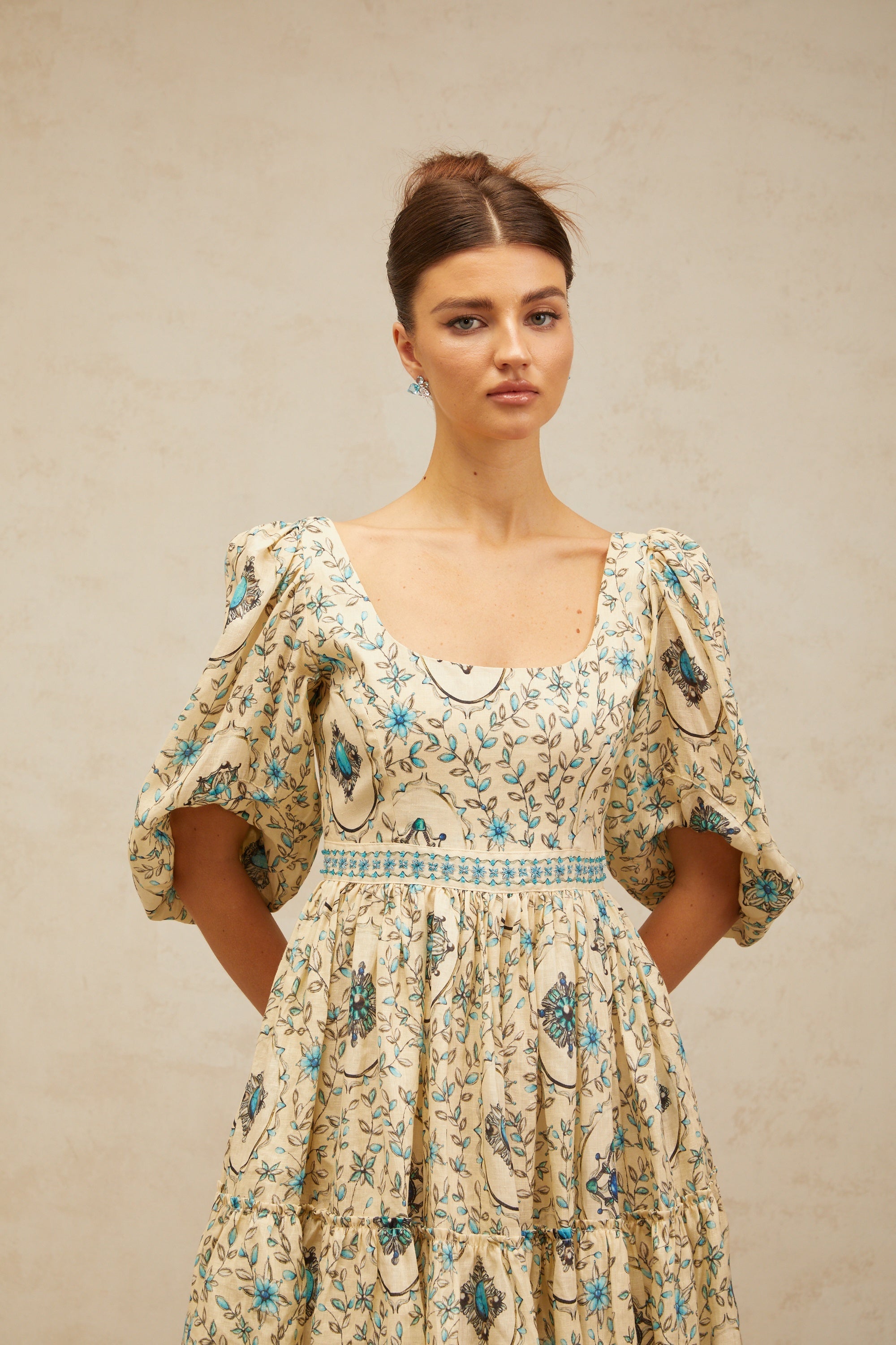 Odette neutrals floral-print pleated mini dress