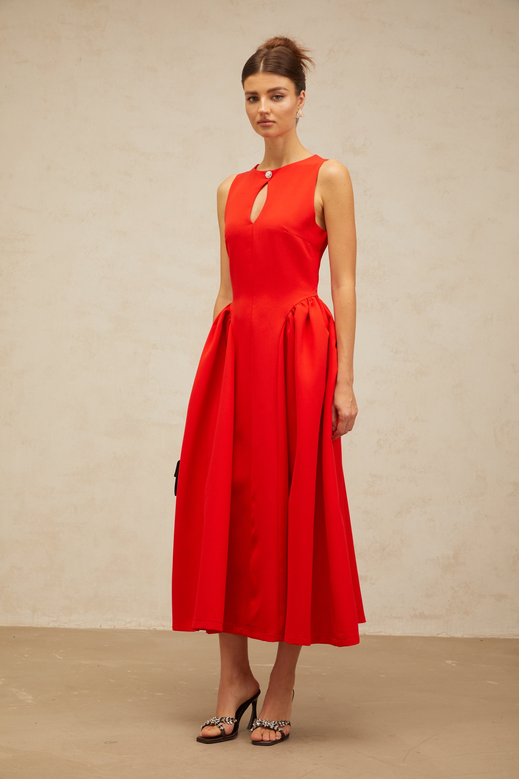 Narcisse red keyhole sleeveless midi dress