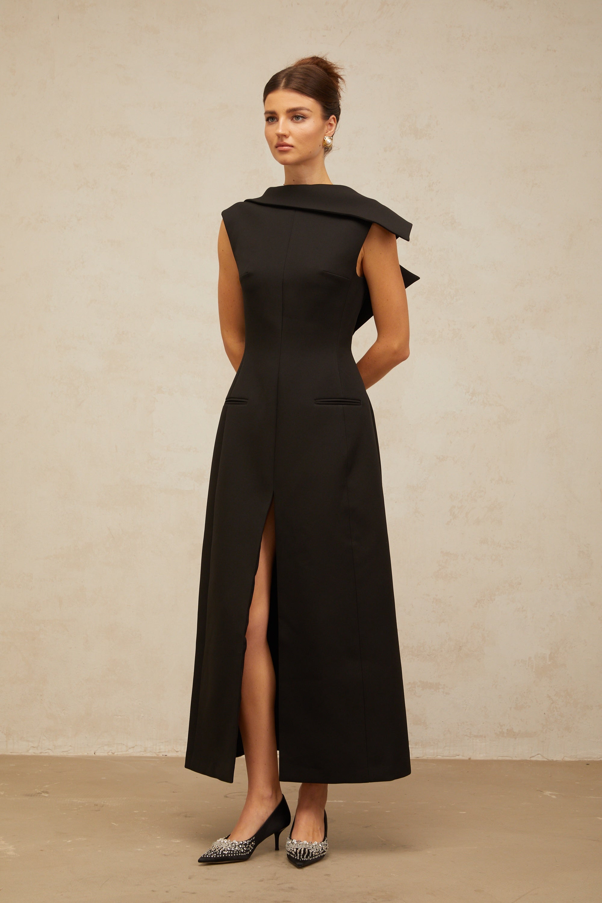 Léonore black deconstructed open-back midi dress