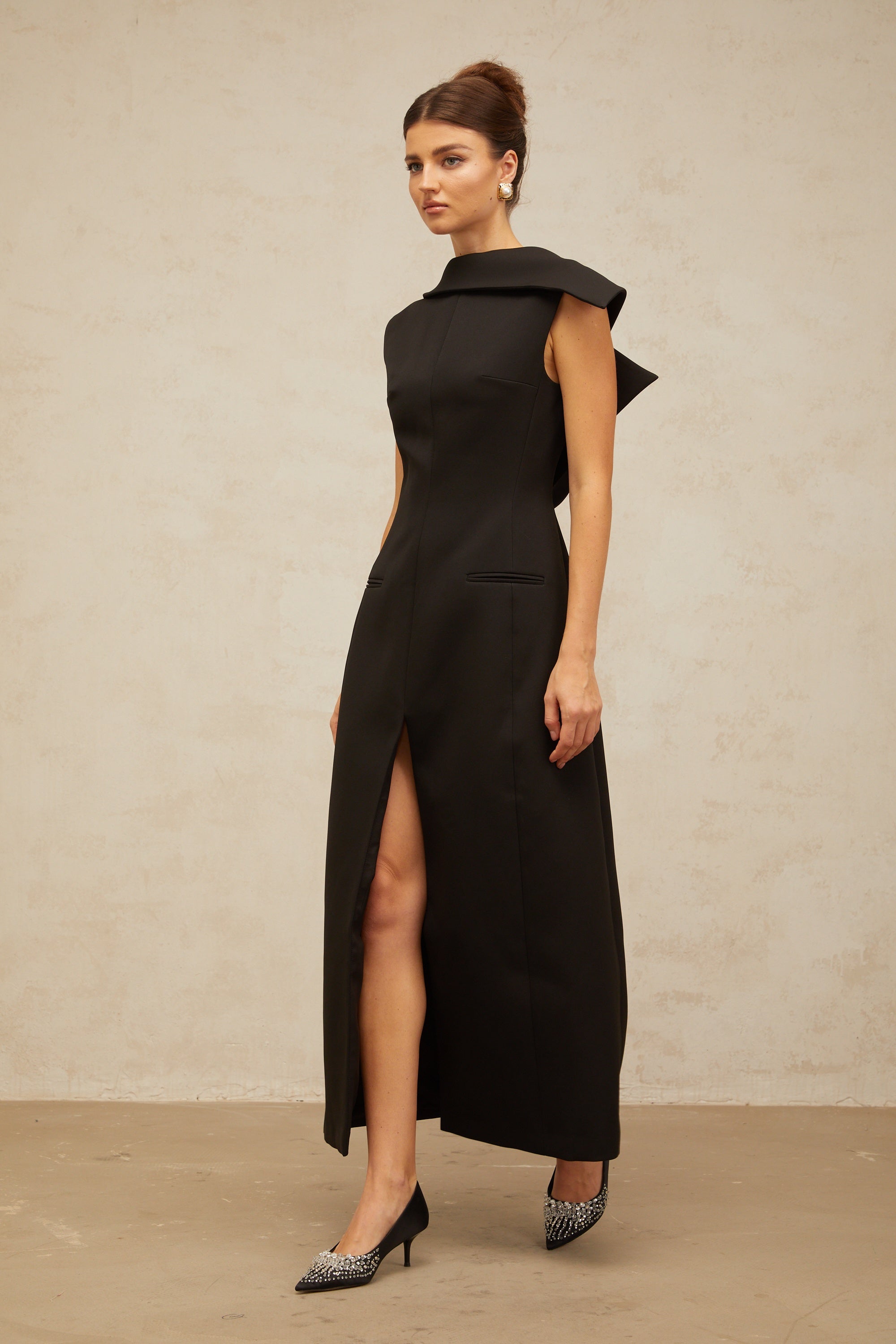 Léonore black deconstructed open-back midi dress