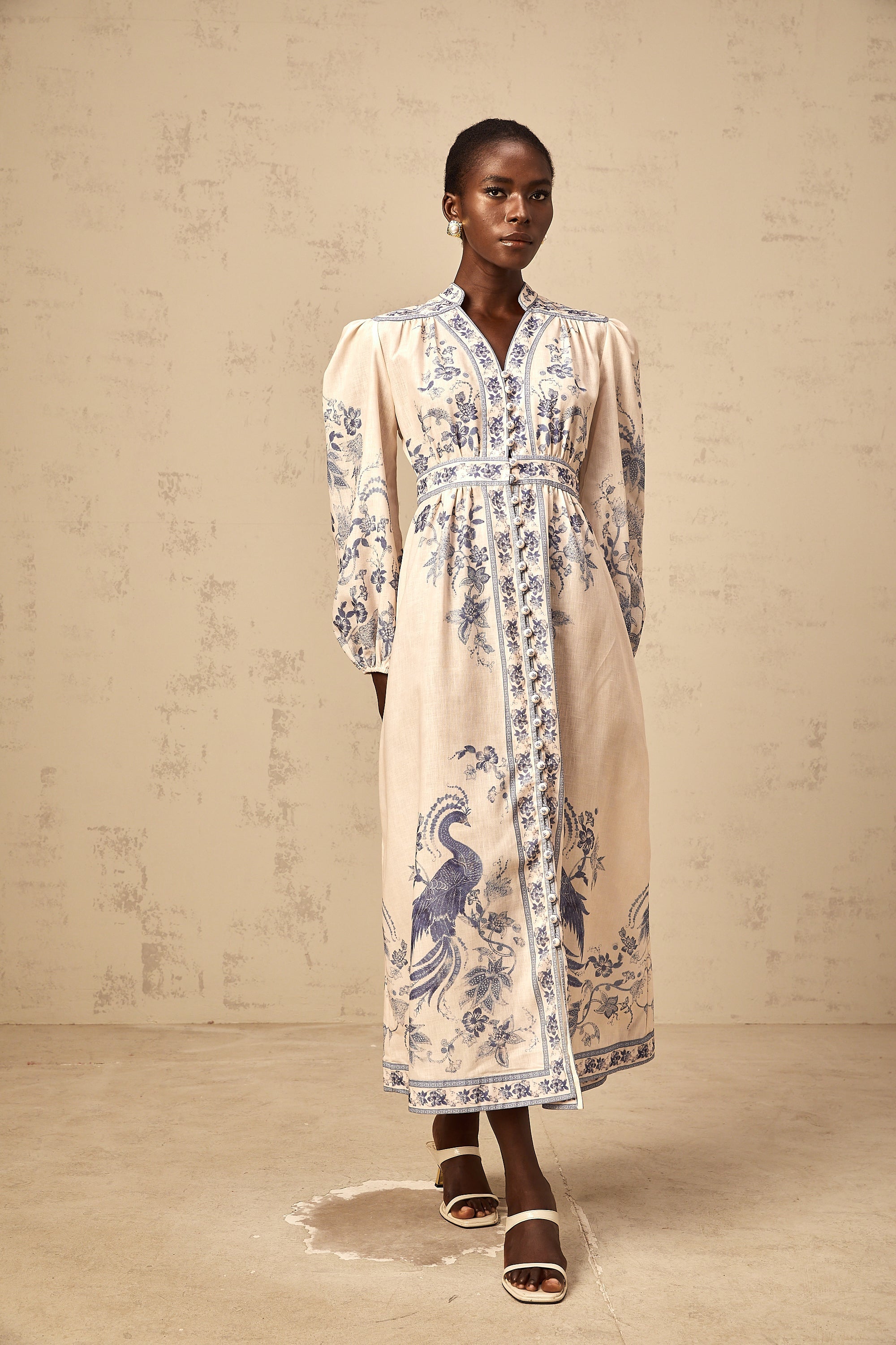 Yseut neutrals totemic-print midi dress
