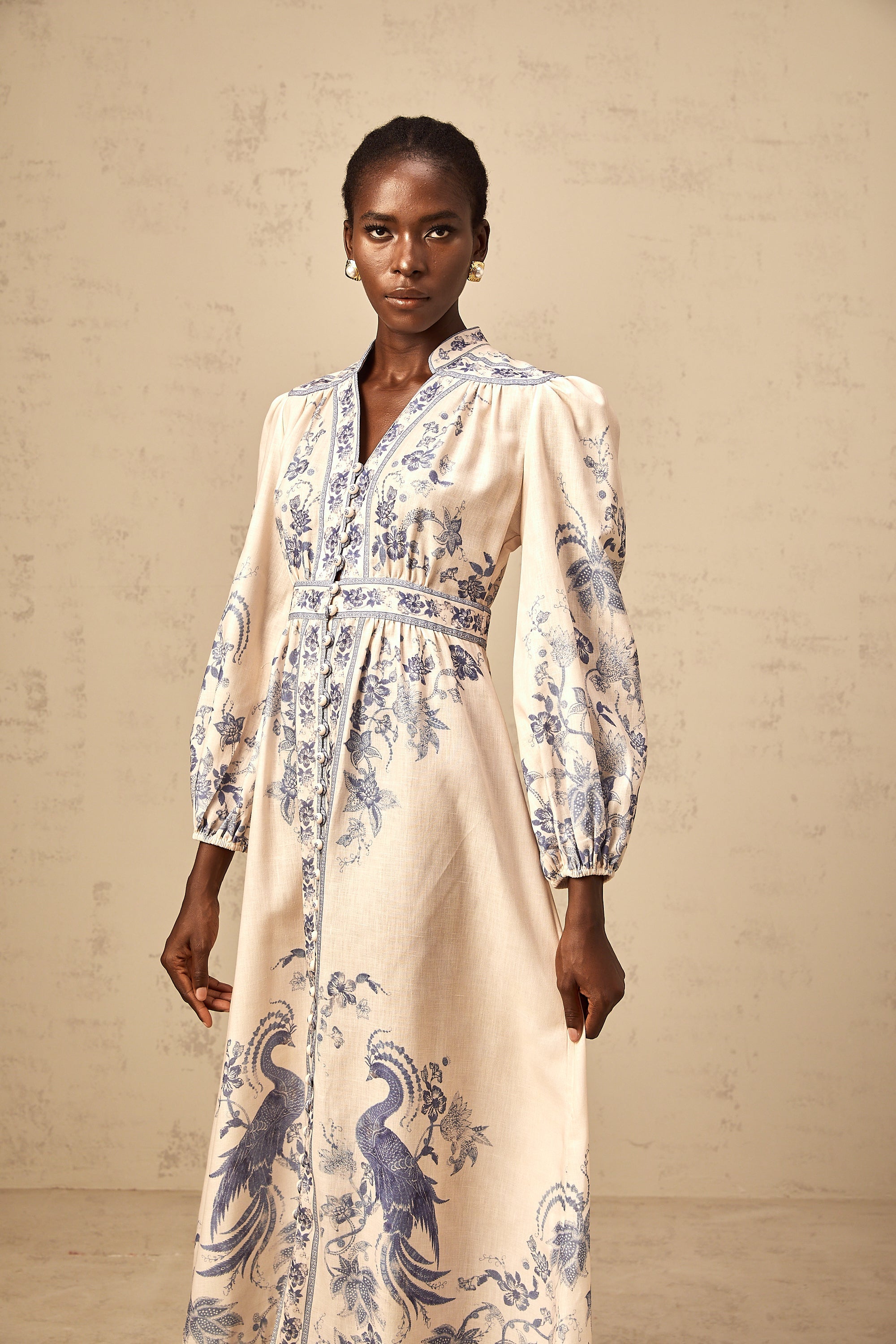 Yseut neutrals totemic-print midi dress