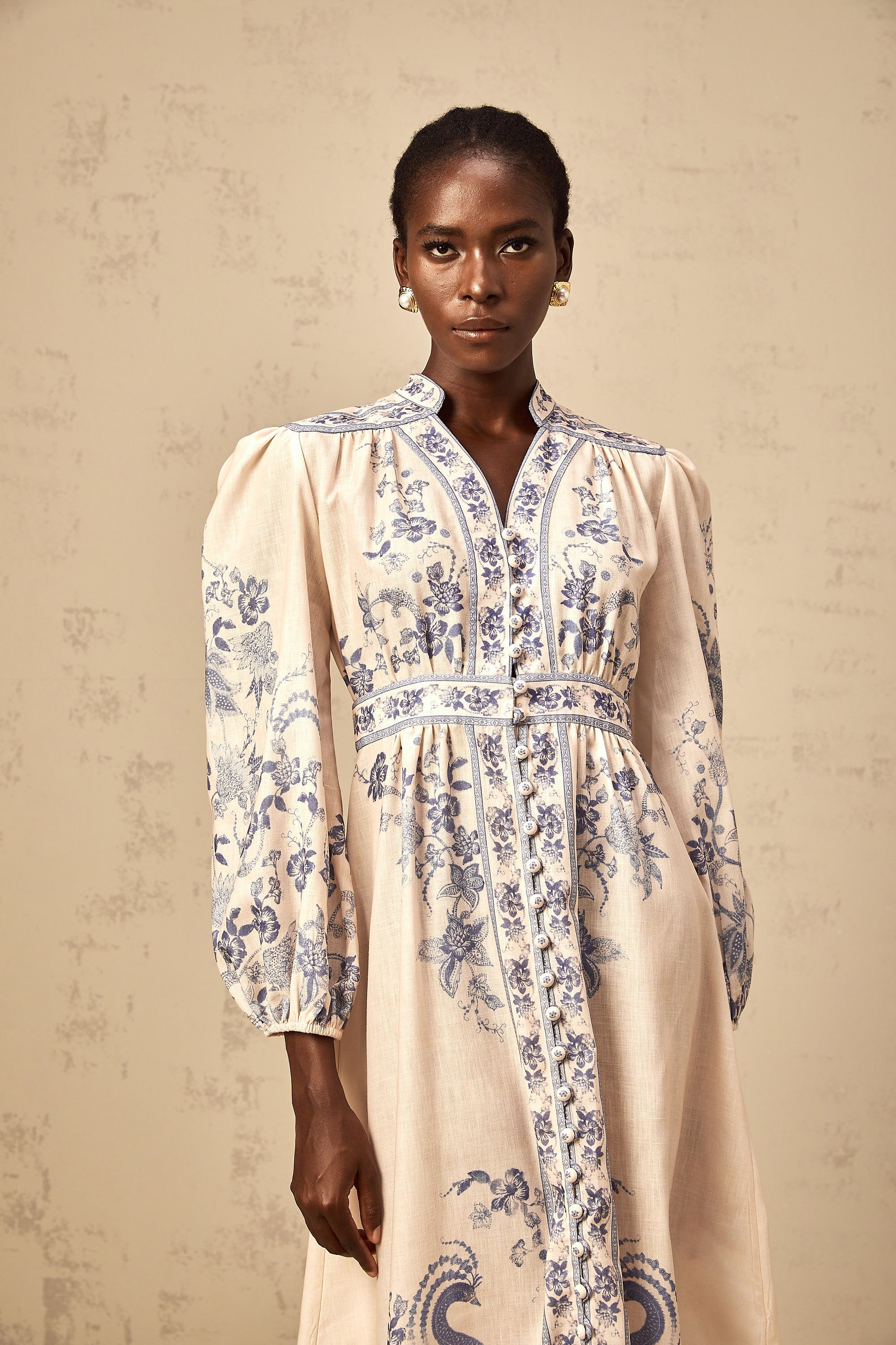 Yseut neutrals totemic-print midi dress