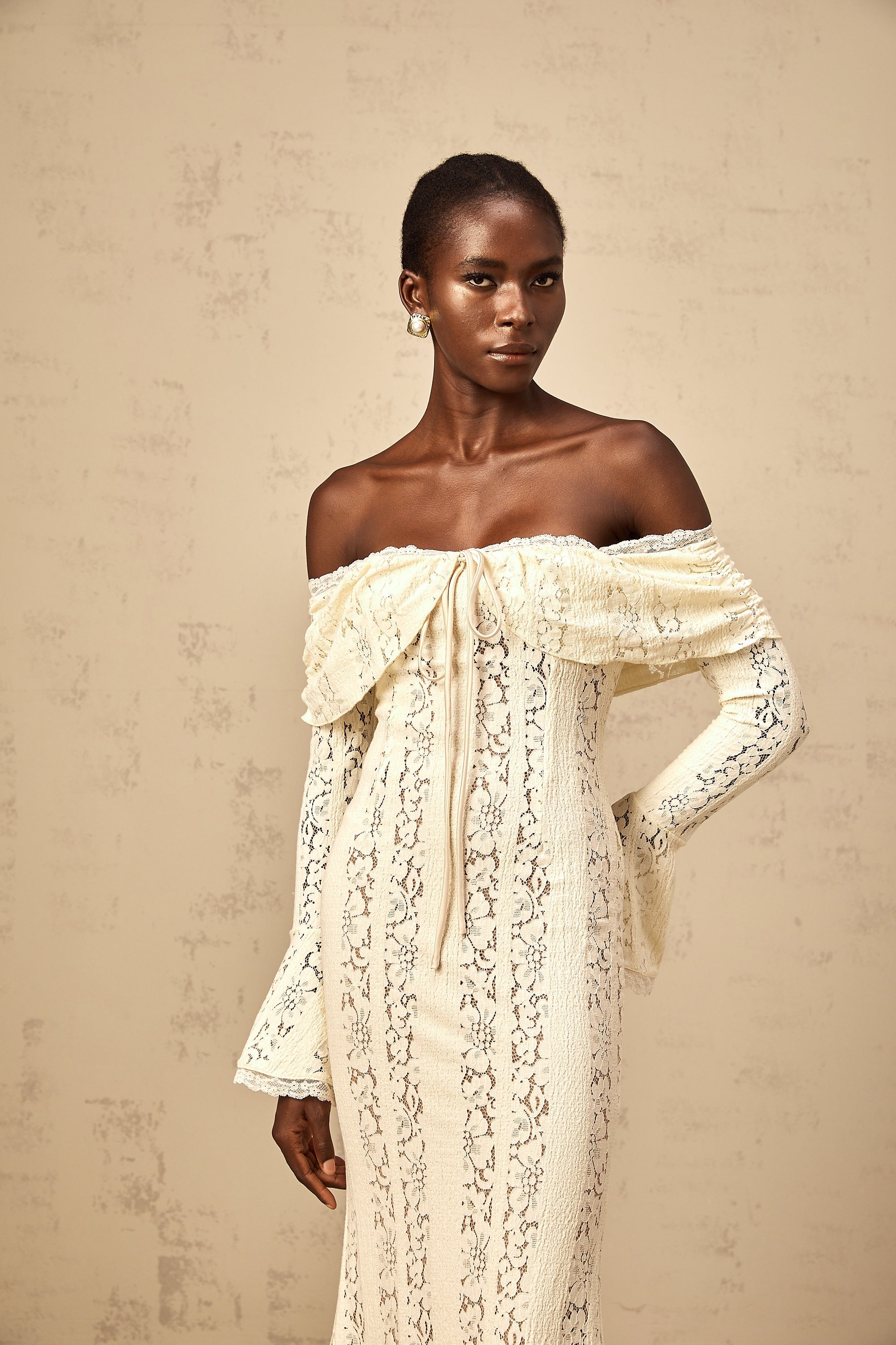 Émeline floral lace train-design maxi dress in Neutrals
