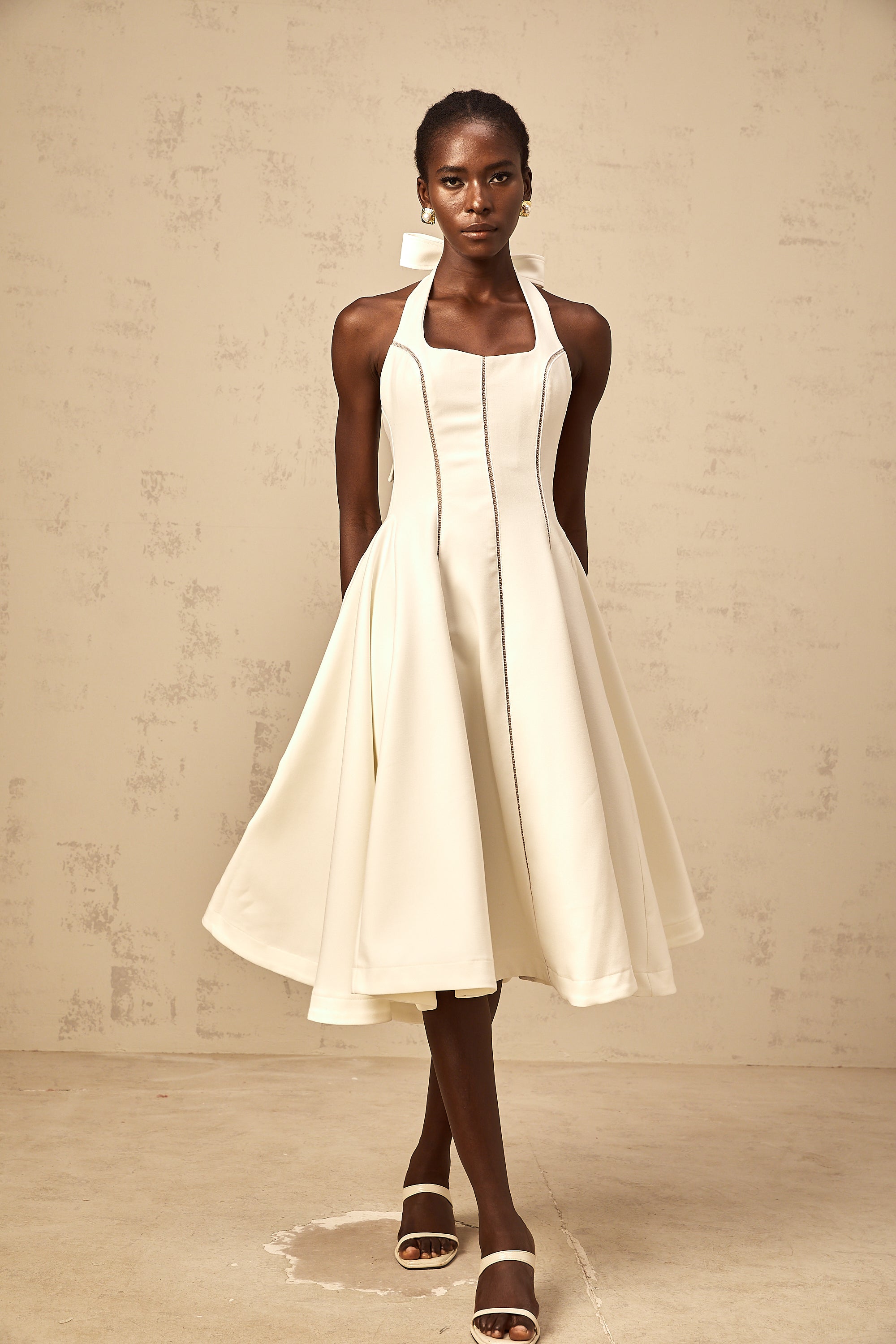 Quirine white halterneck bow-detail midi dress
