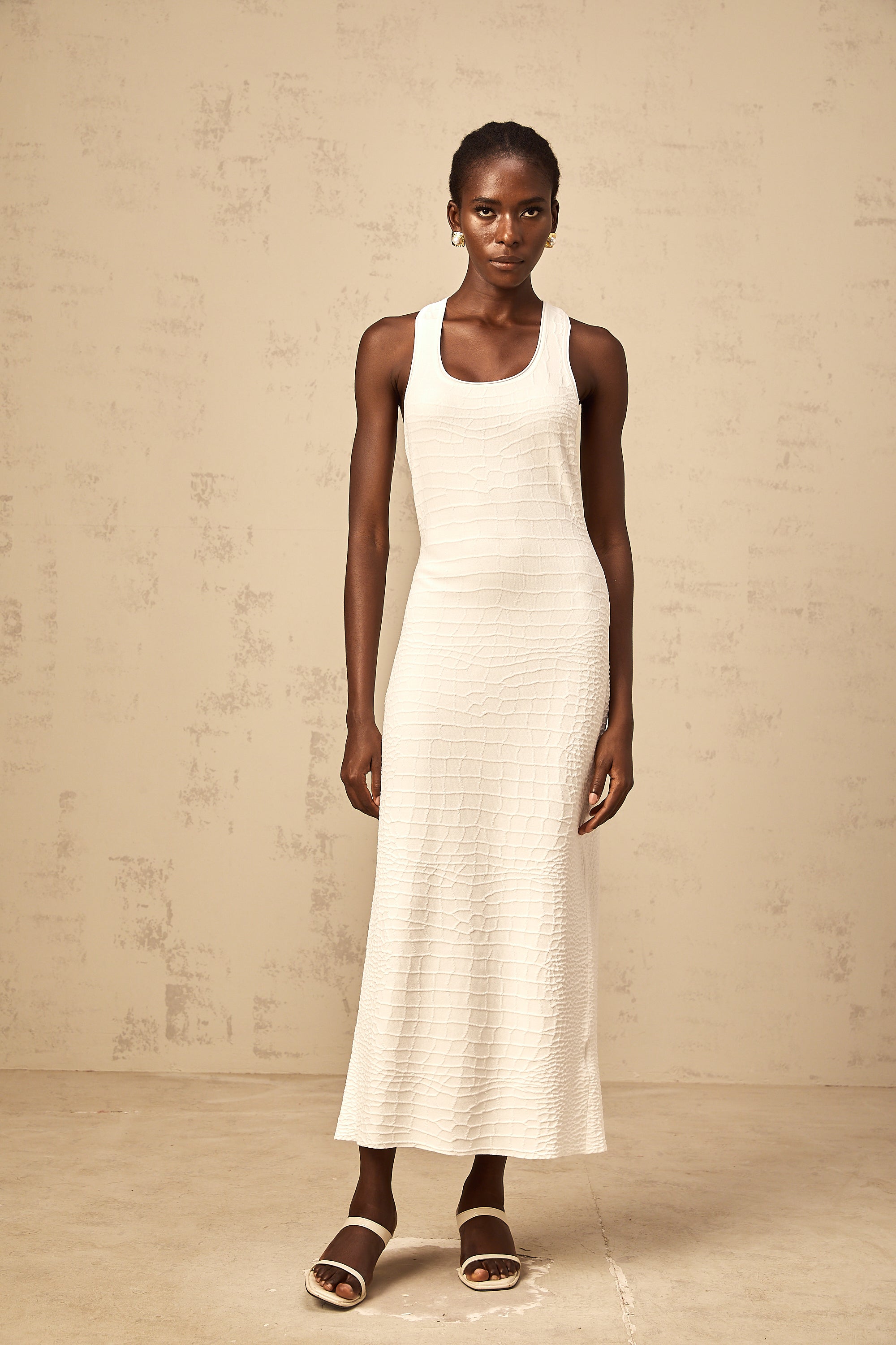 Xénia white textured jacquard tank midi dress