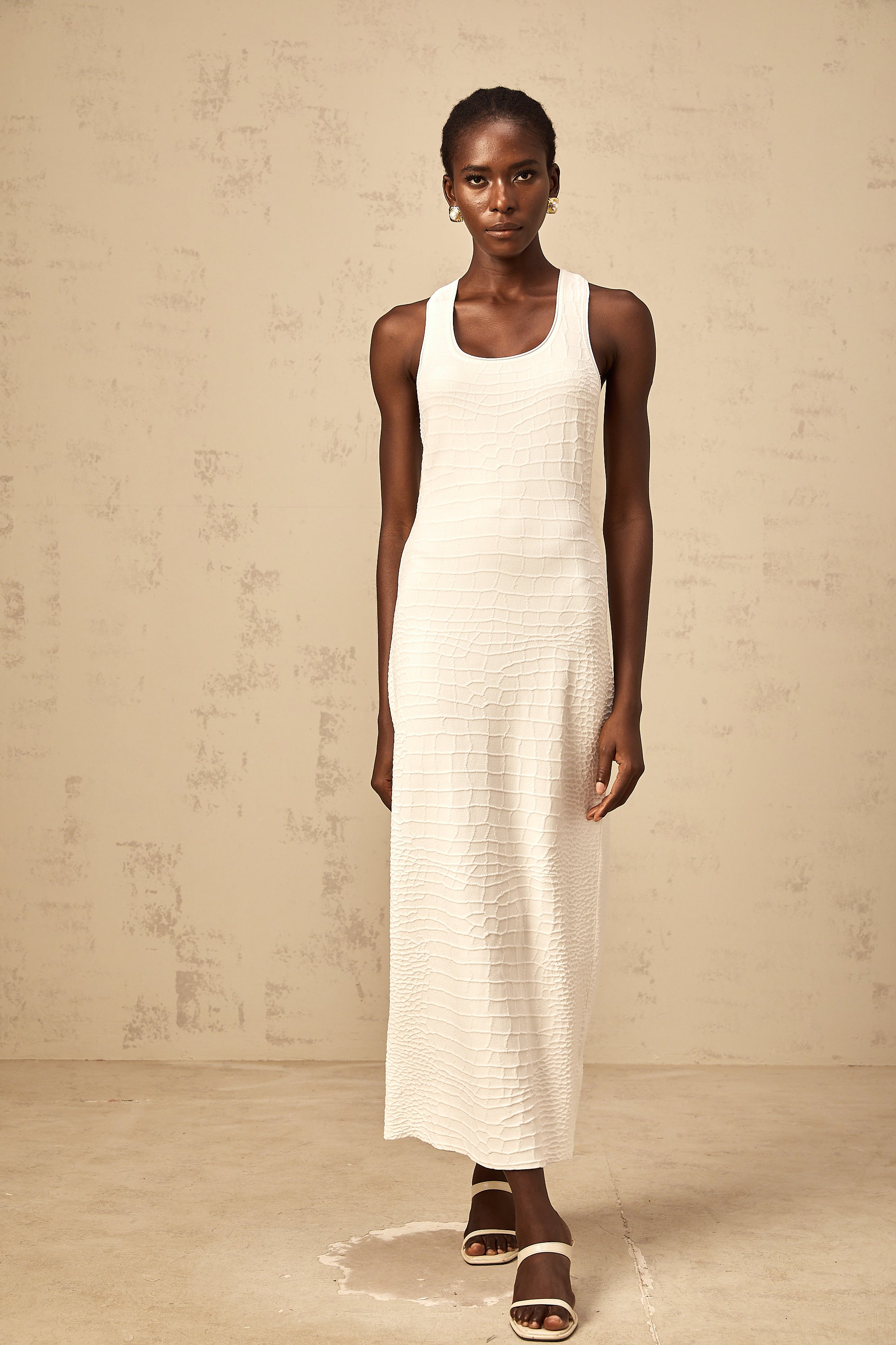 Xénia white textured jacquard tank midi dress