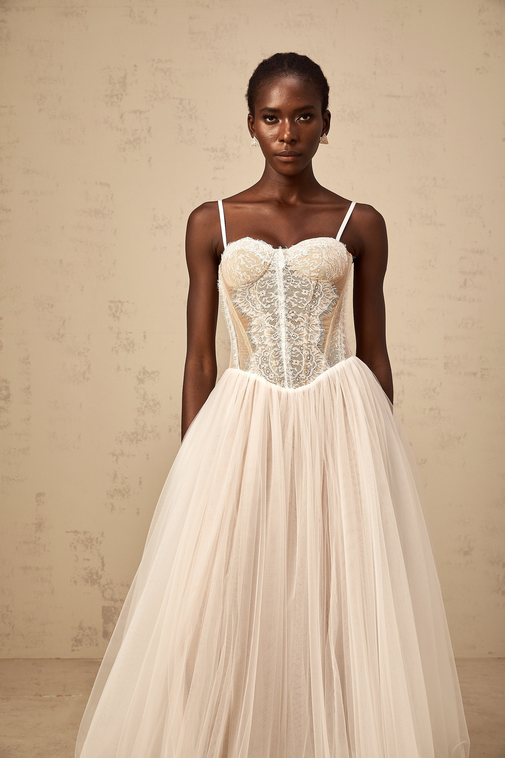 Nolwenn white lace bustier tulle midi dress