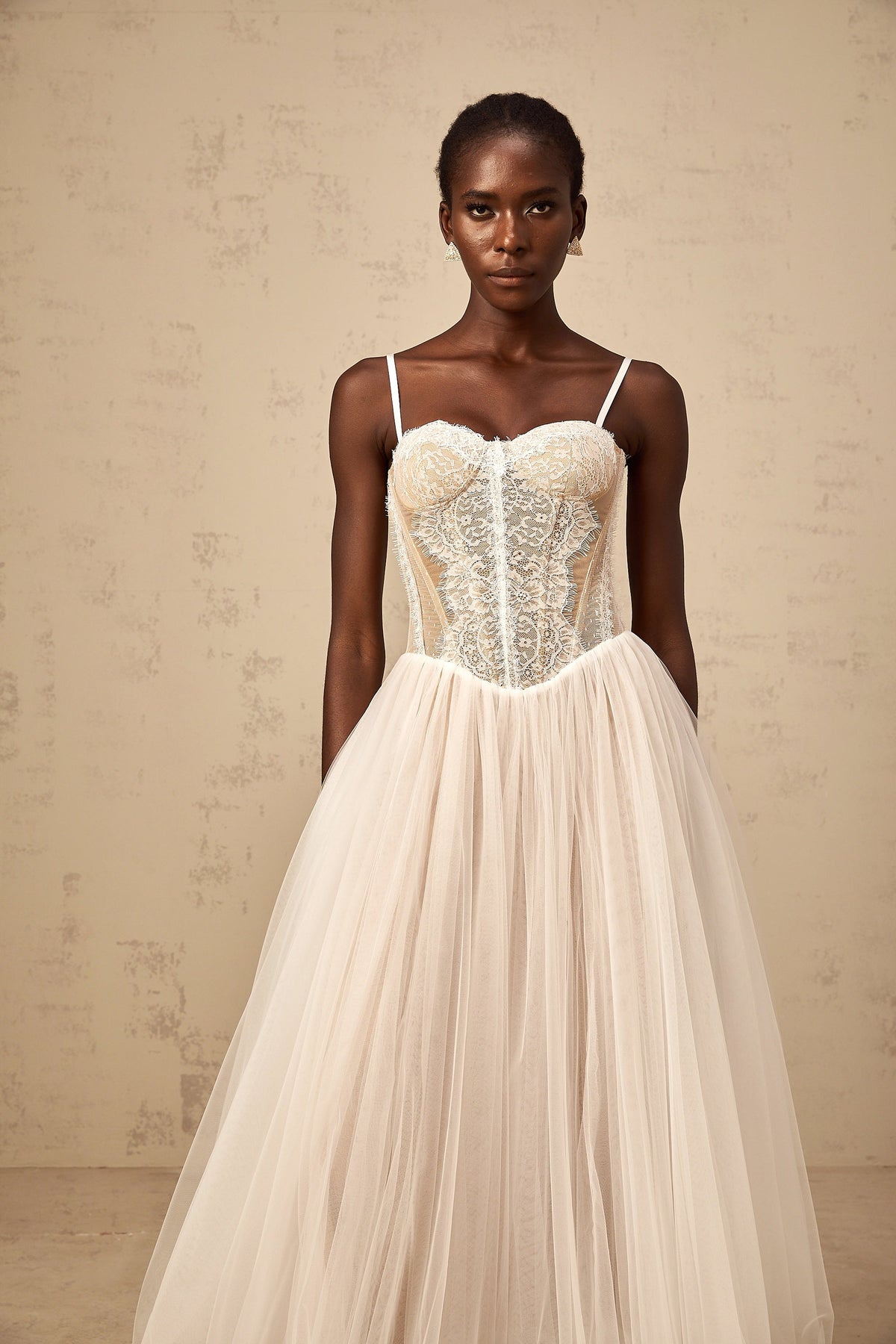 Nolwenn white lace bustier tulle midi dress
