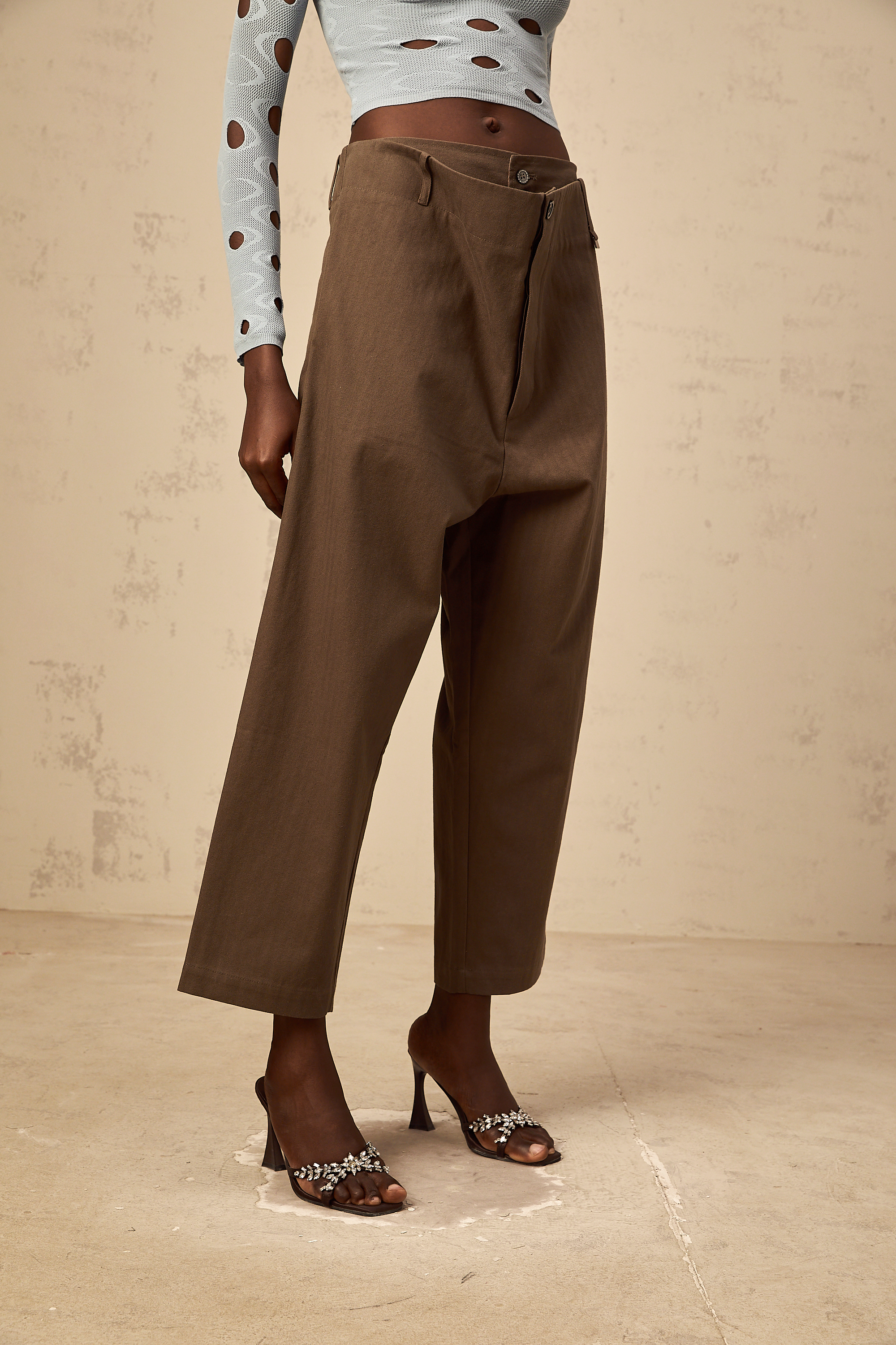 Ophélie brown wide-leg shirred cropped trousers