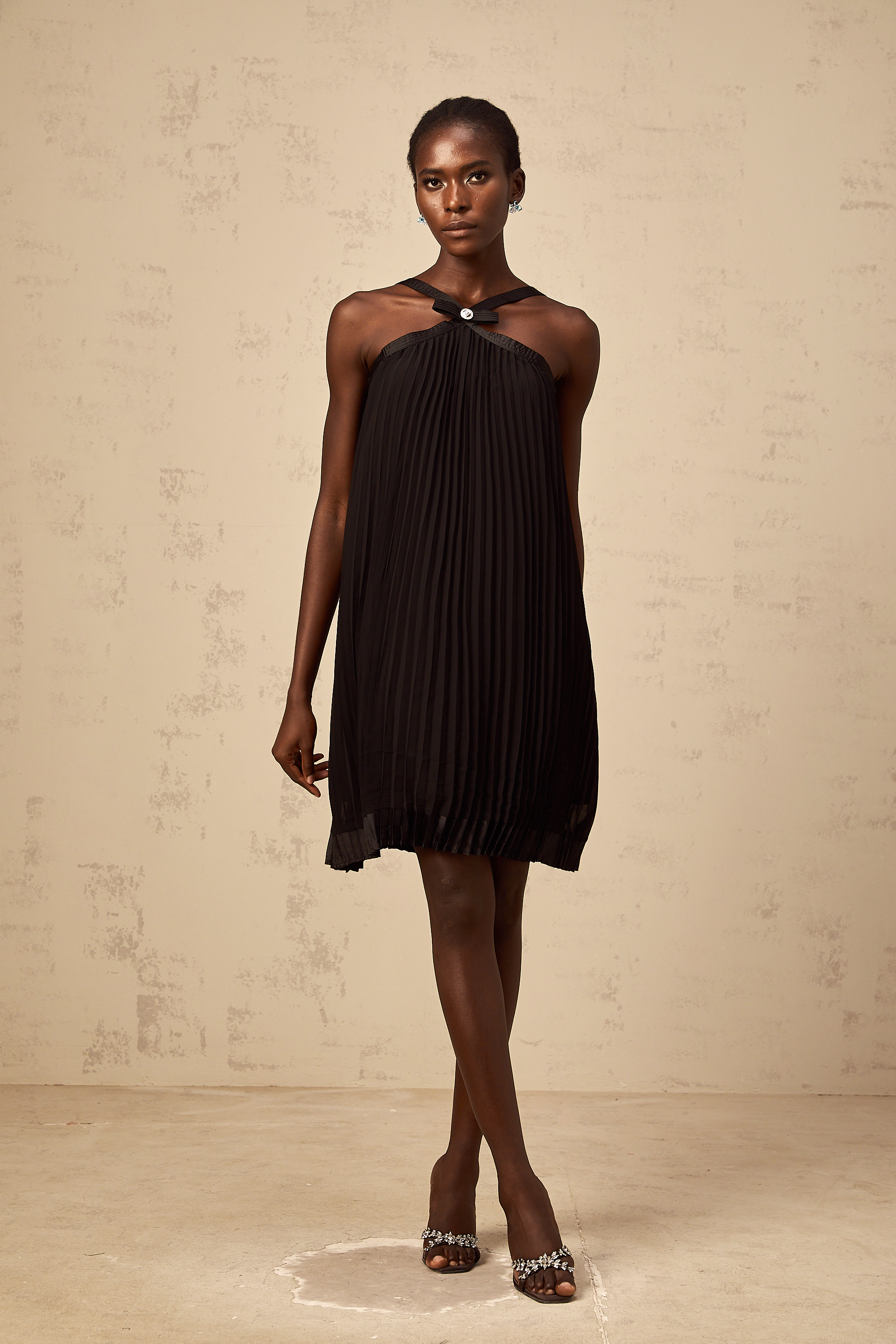 Zelda black bowknot pleated mini dress