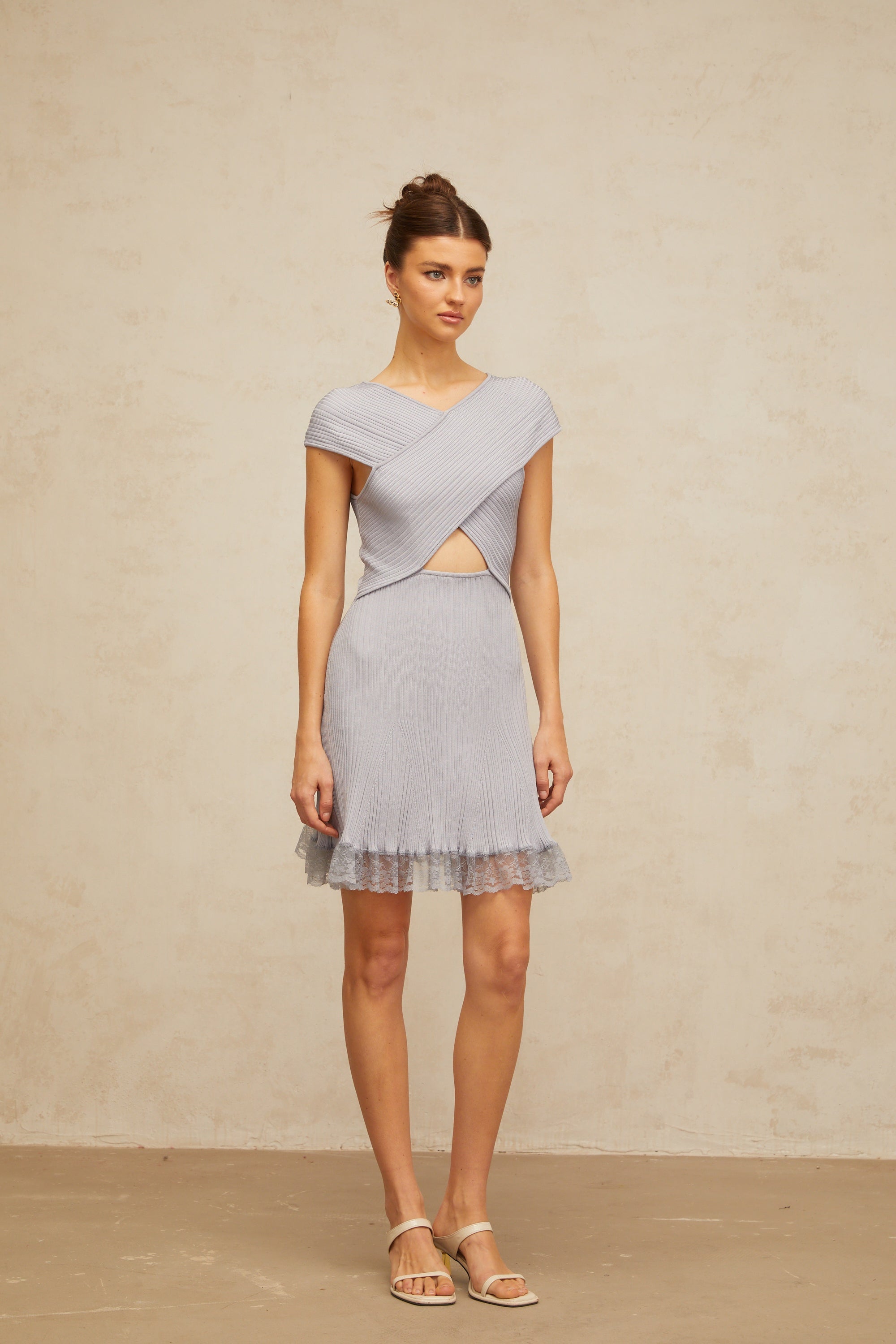 Kéa light-purple cross-over ribbed-knit mini dress