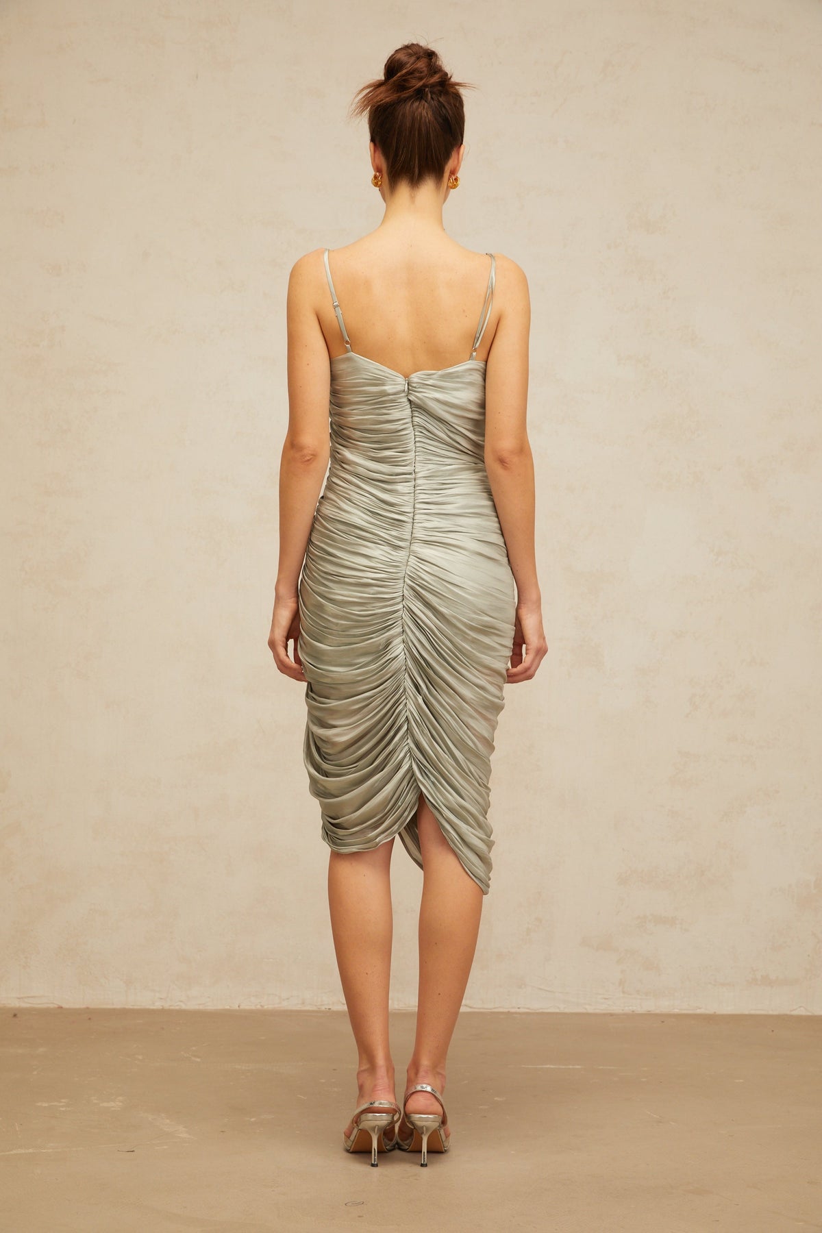 Lison glossy ruched midi dress in Grayish-green