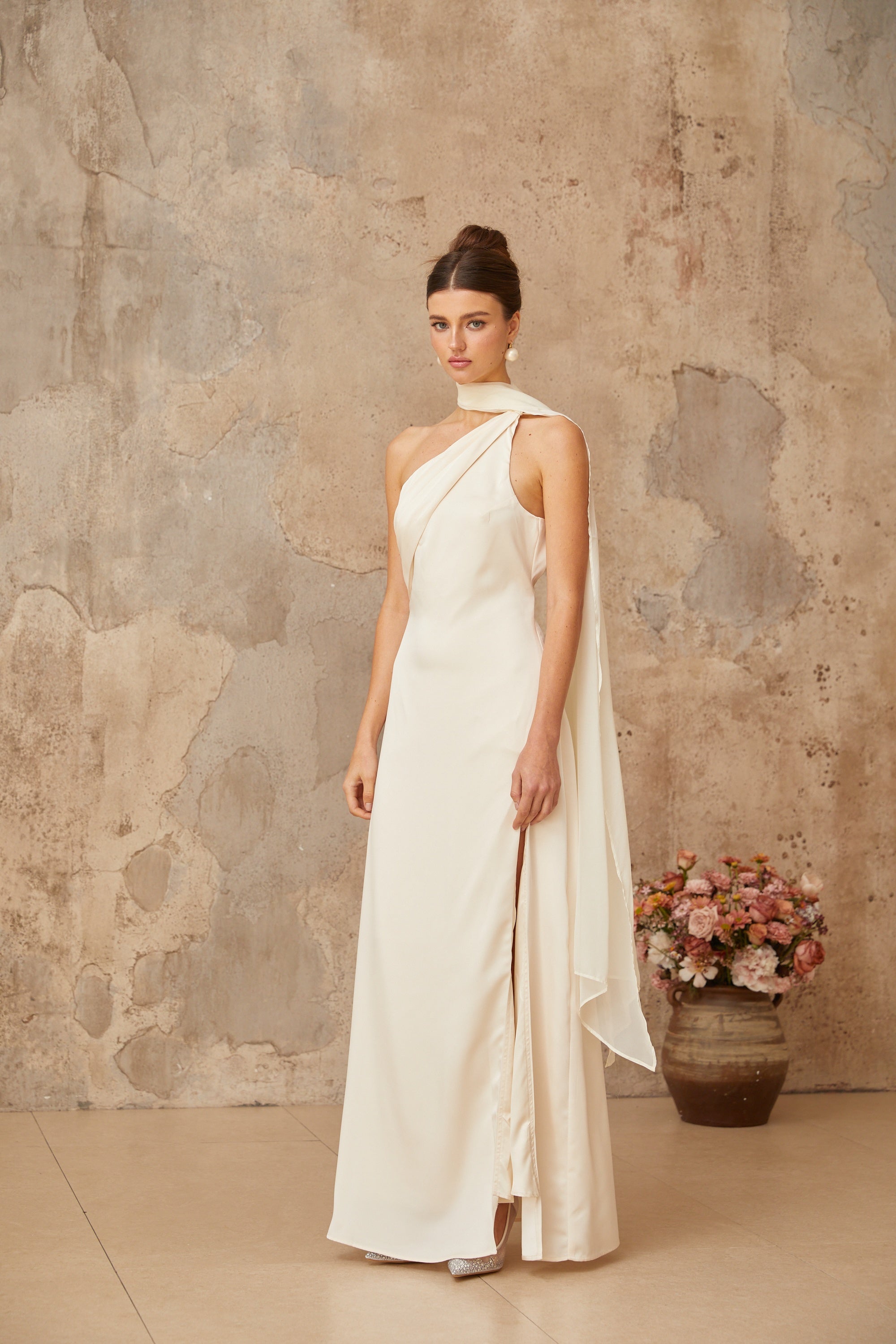 Thérèse white scarf-design satin maxi dress