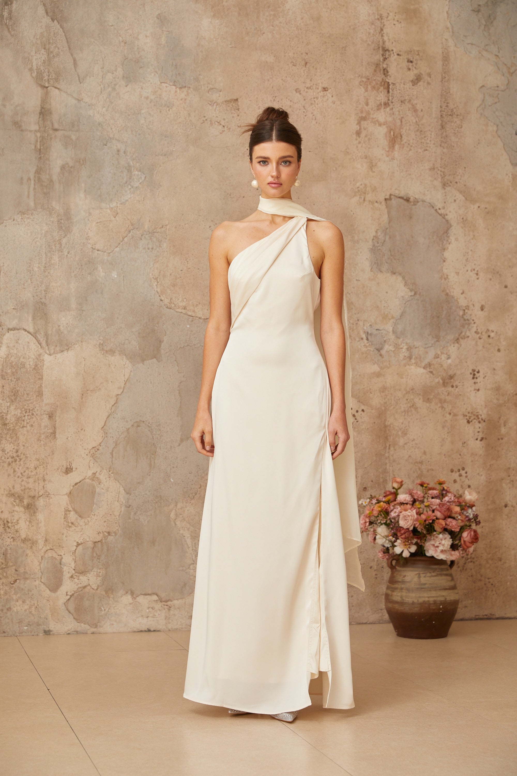 Thérèse white scarf-design satin maxi dress