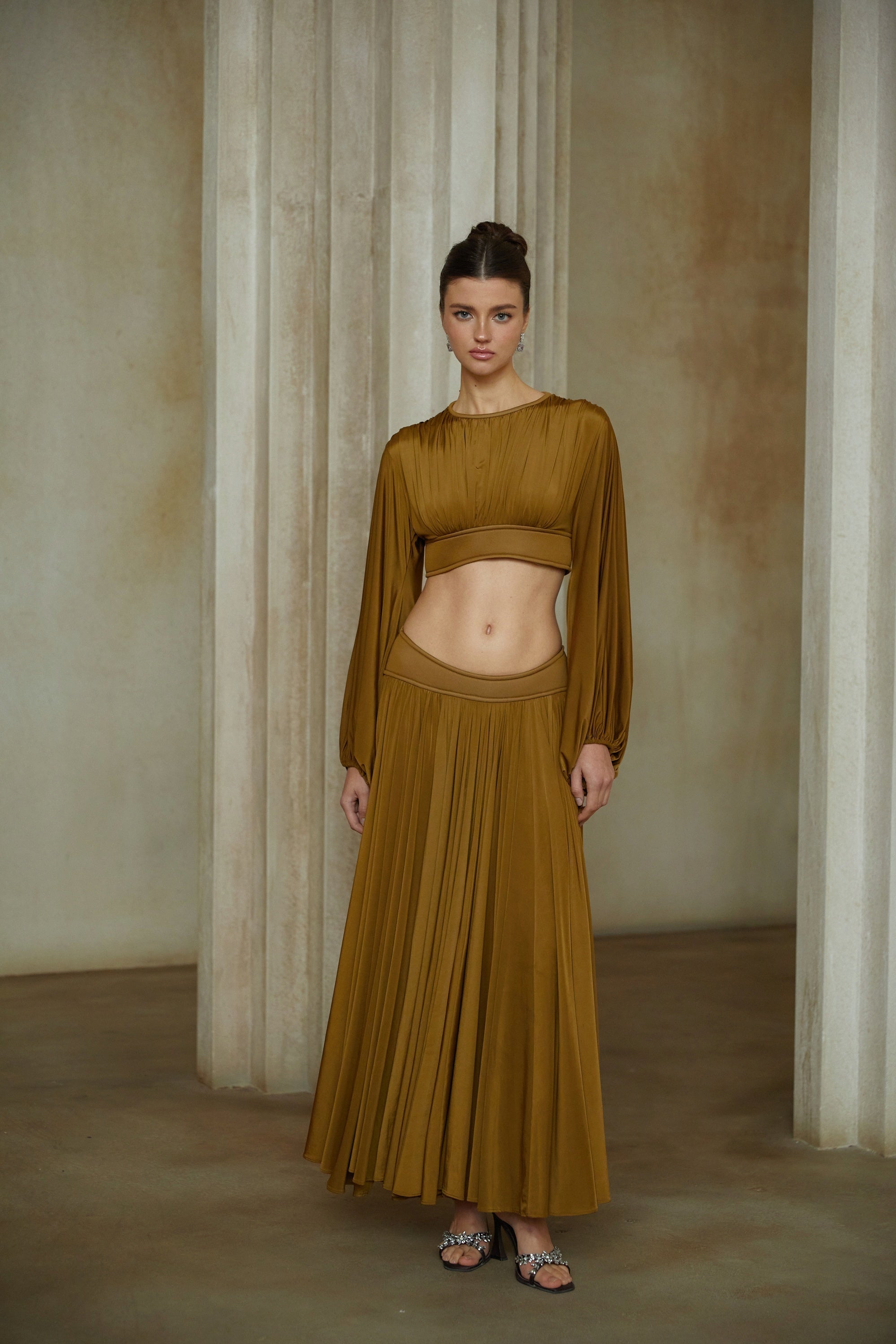 Daphné Brown Fully Pleated Two-Piece Blouse and Skirt Set