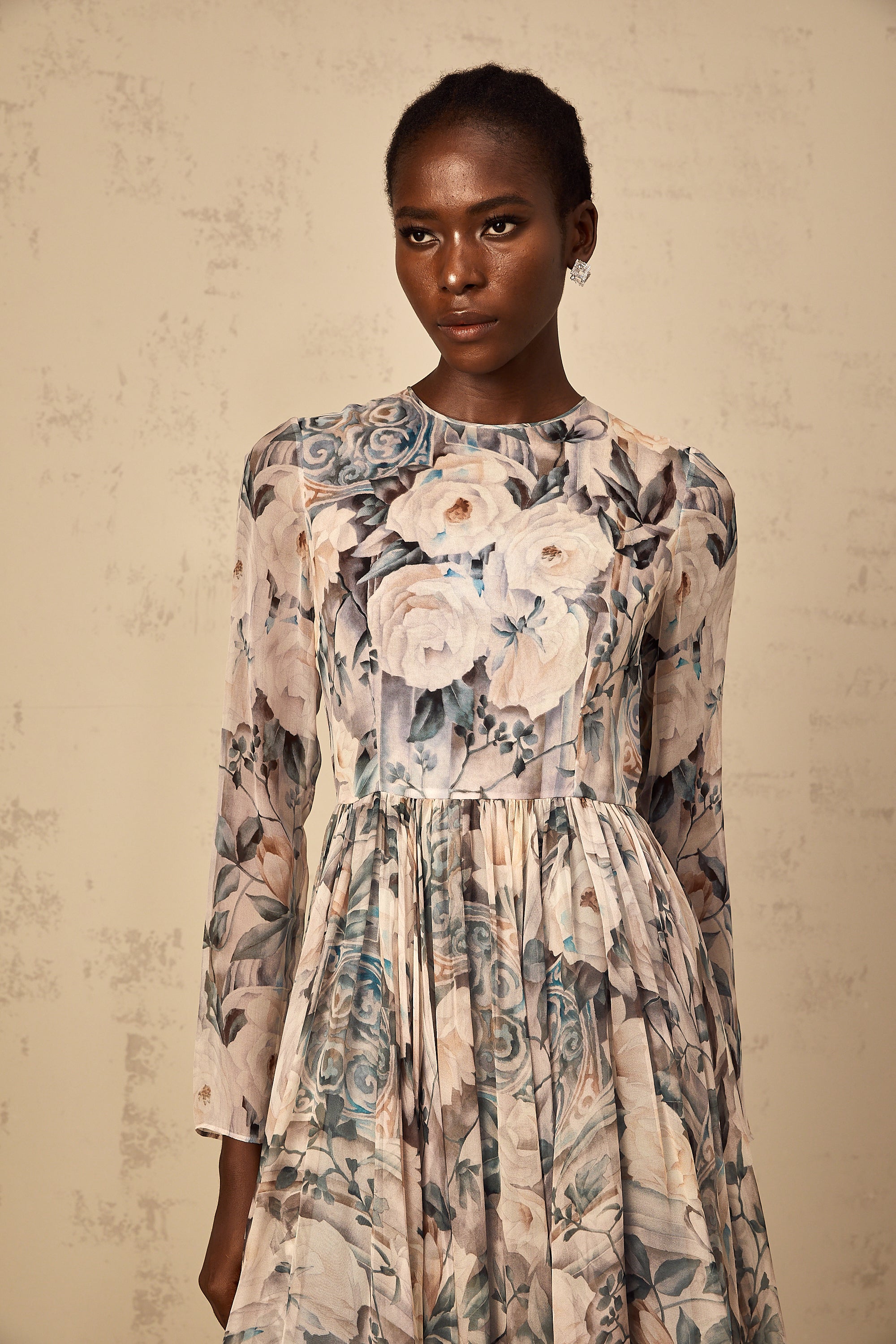 Mélanie Floral Print Pleated Chiffon Midi Dress