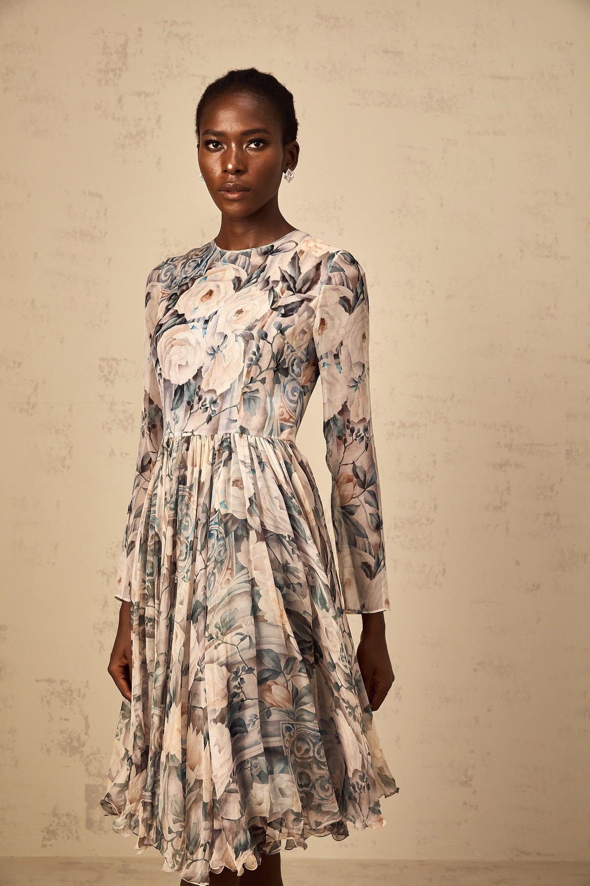 Mélanie Floral Print Pleated Chiffon Midi Dress (Final Sale)