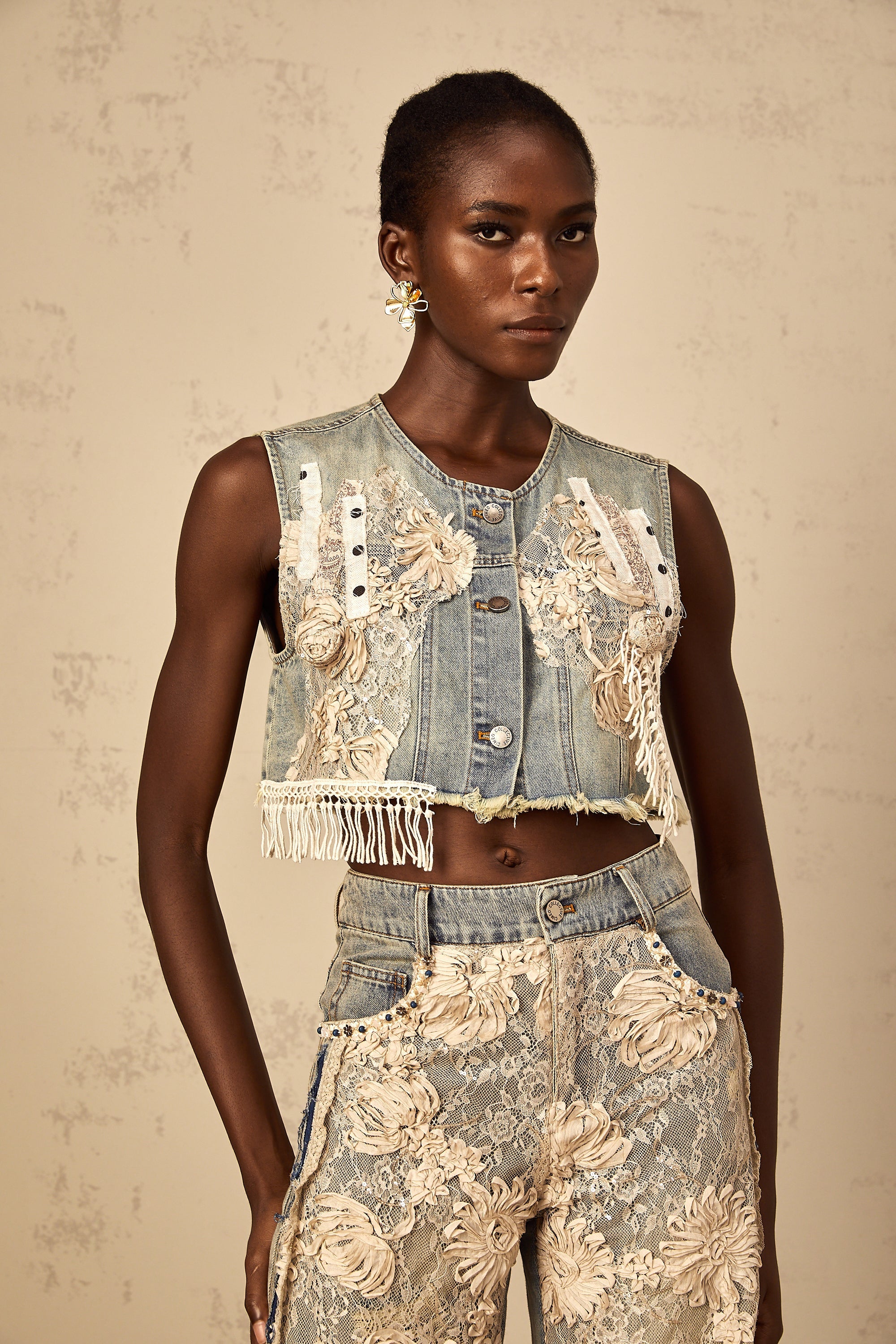 Amaryllis blue lace-panelling cropped denim top