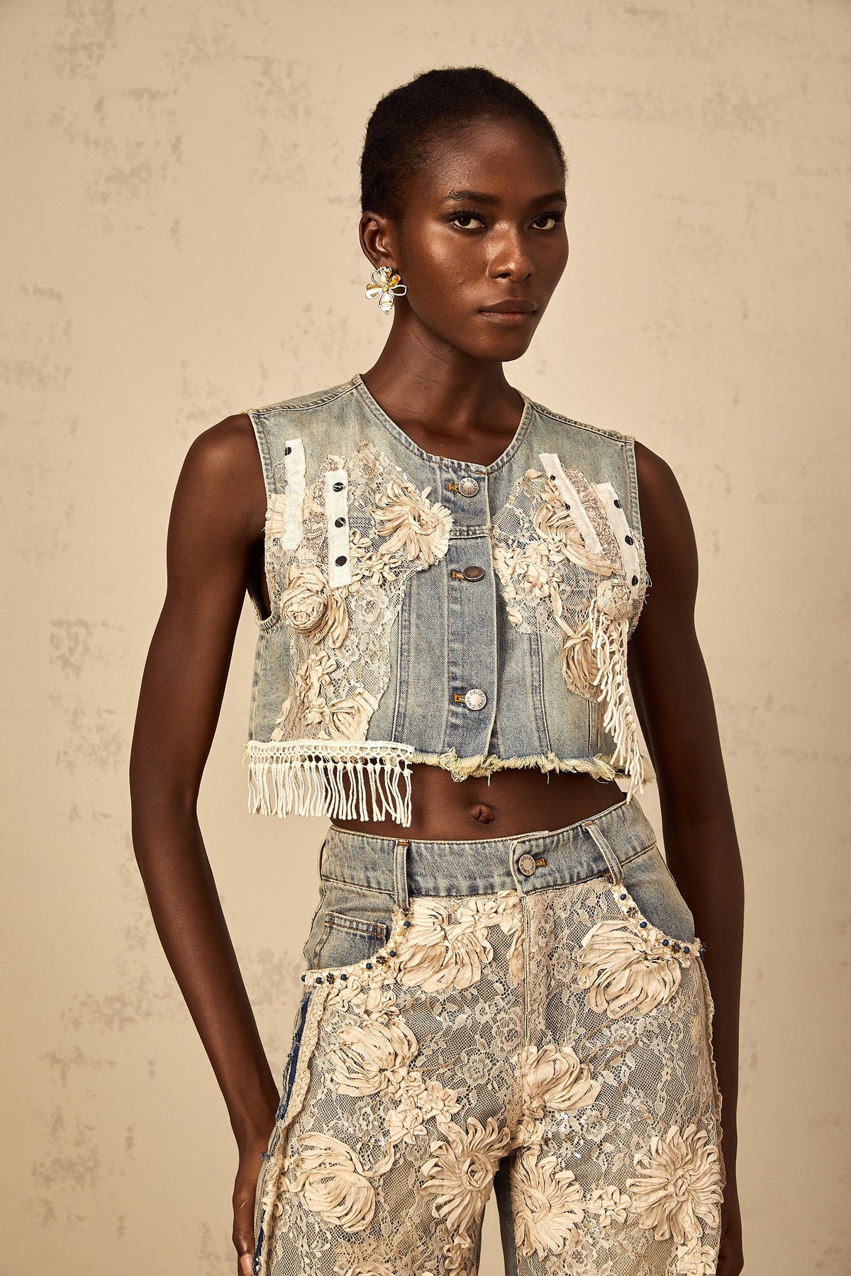 Amaryllis blue lace-panelling cropped denim top