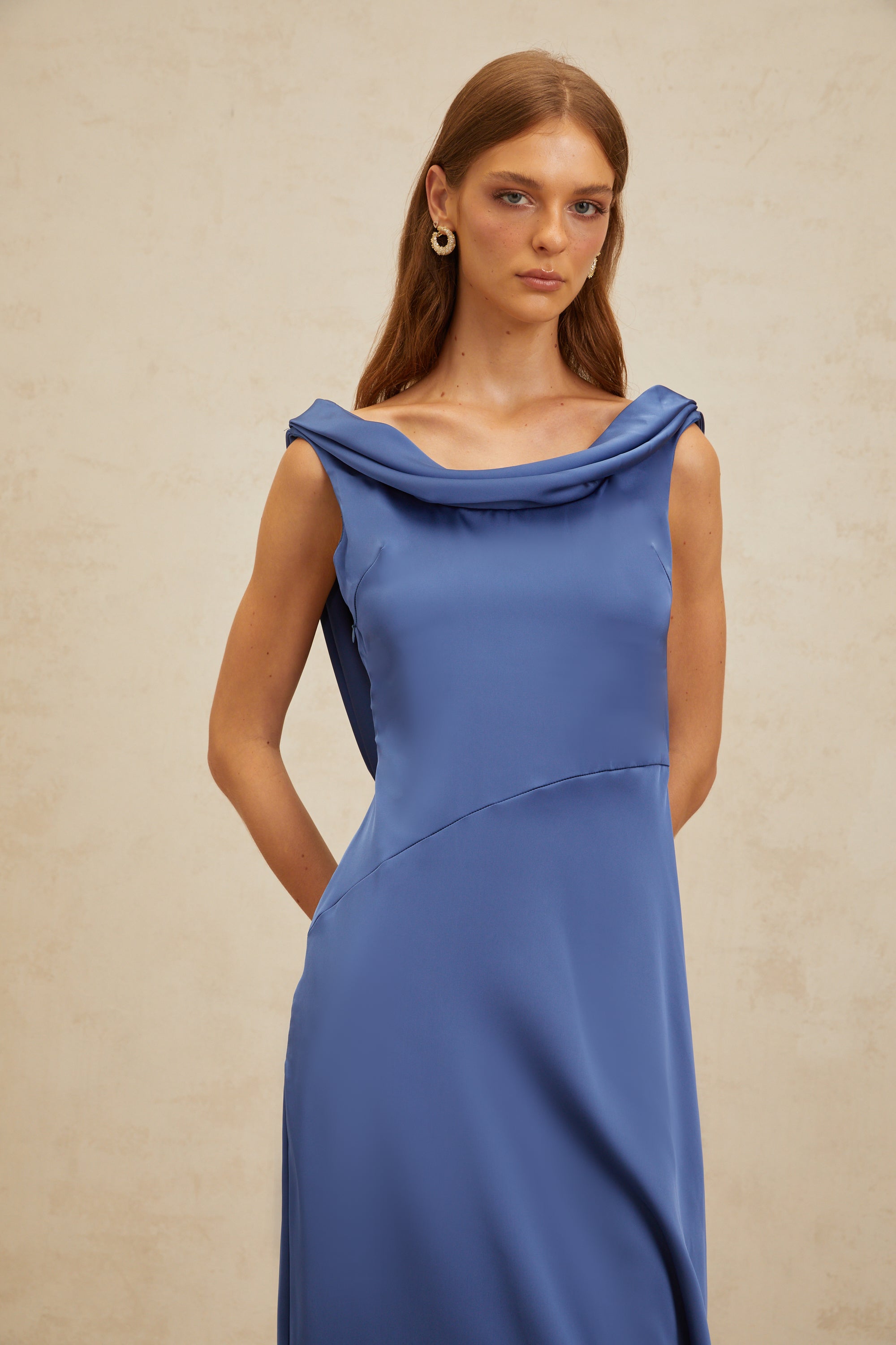 Éliane Sapphire Open-Back Satin Maxi Dress