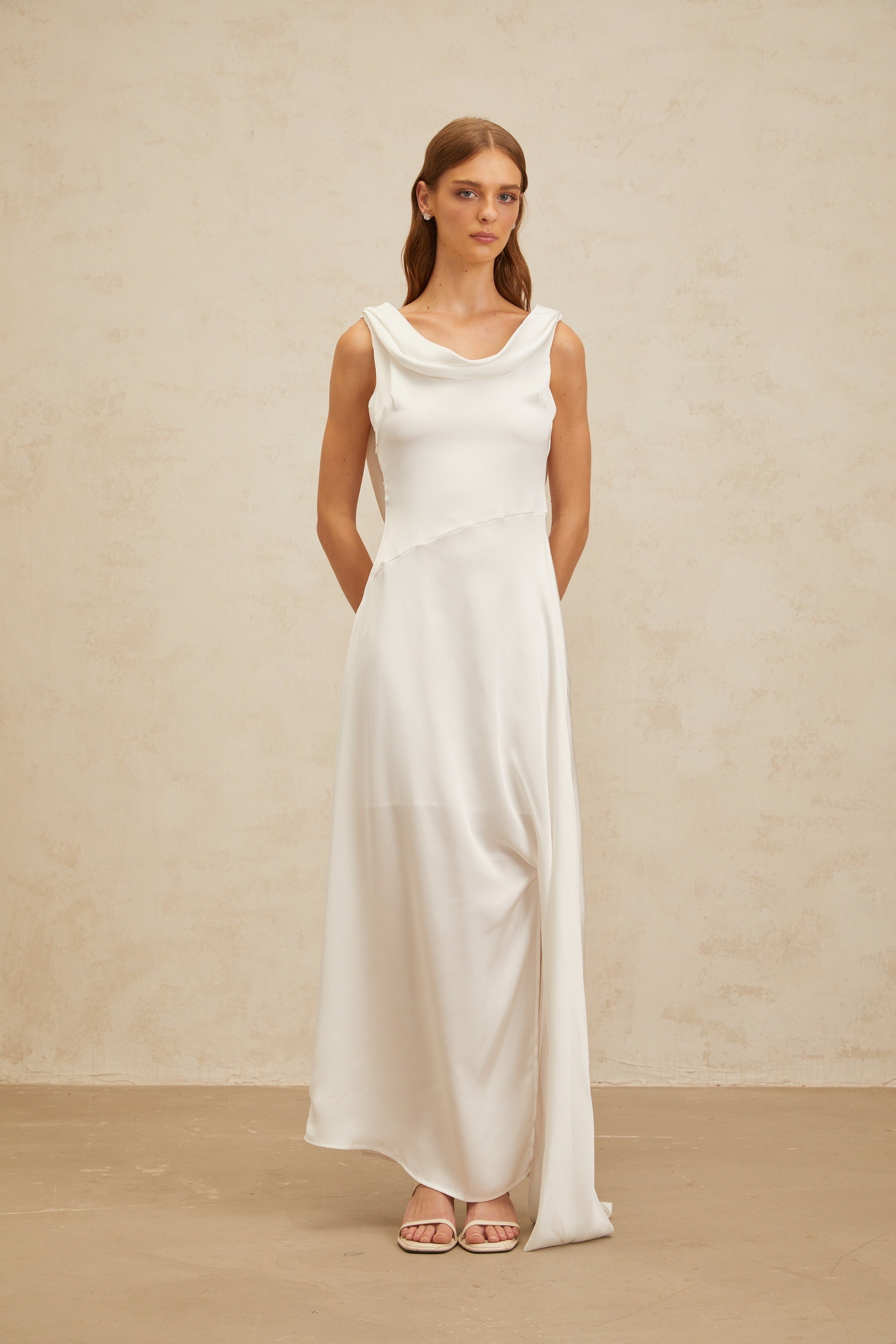 Éliane White Open-Back Satin Maxi Dress