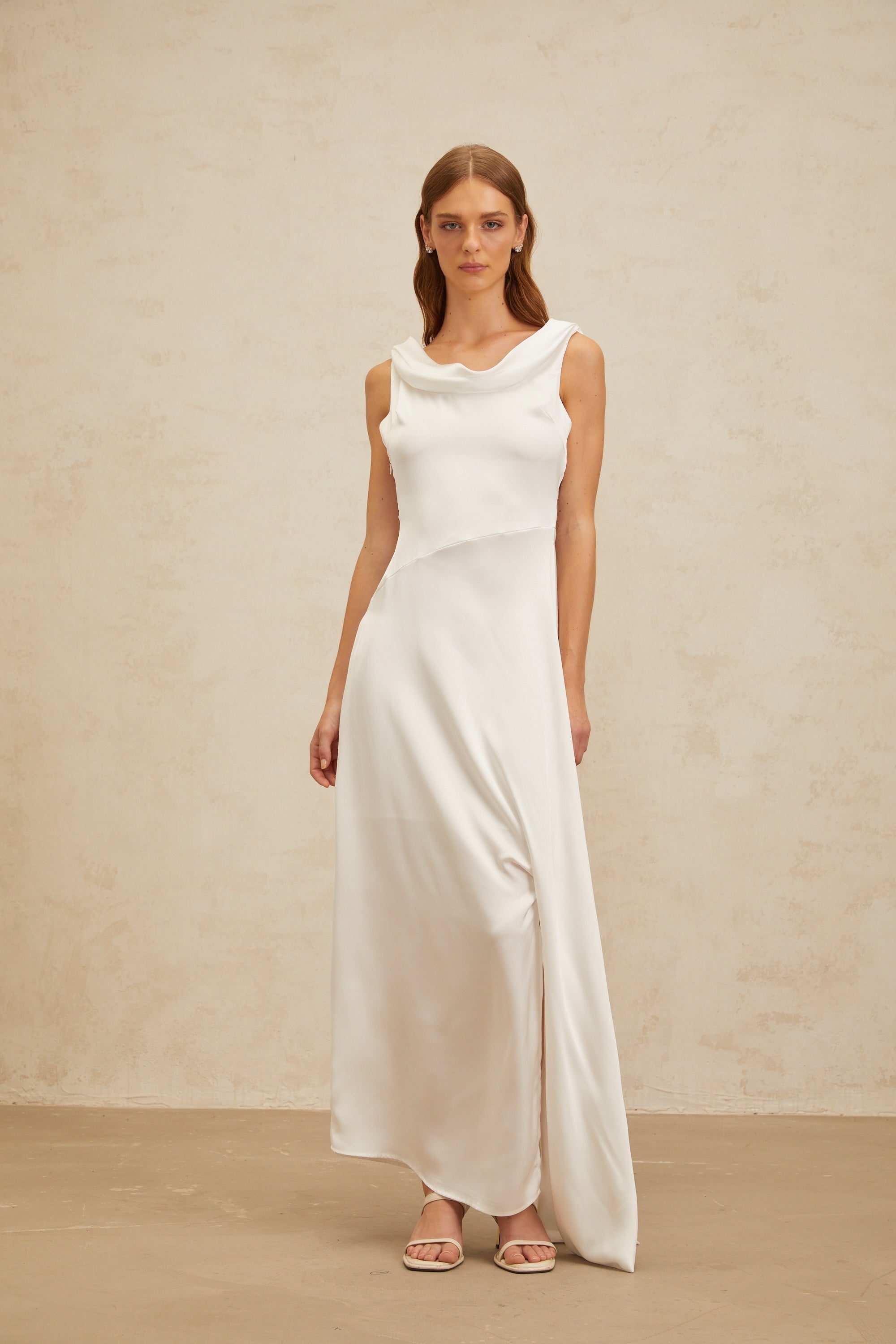 Éliane White Open-Back Satin Maxi Dress
