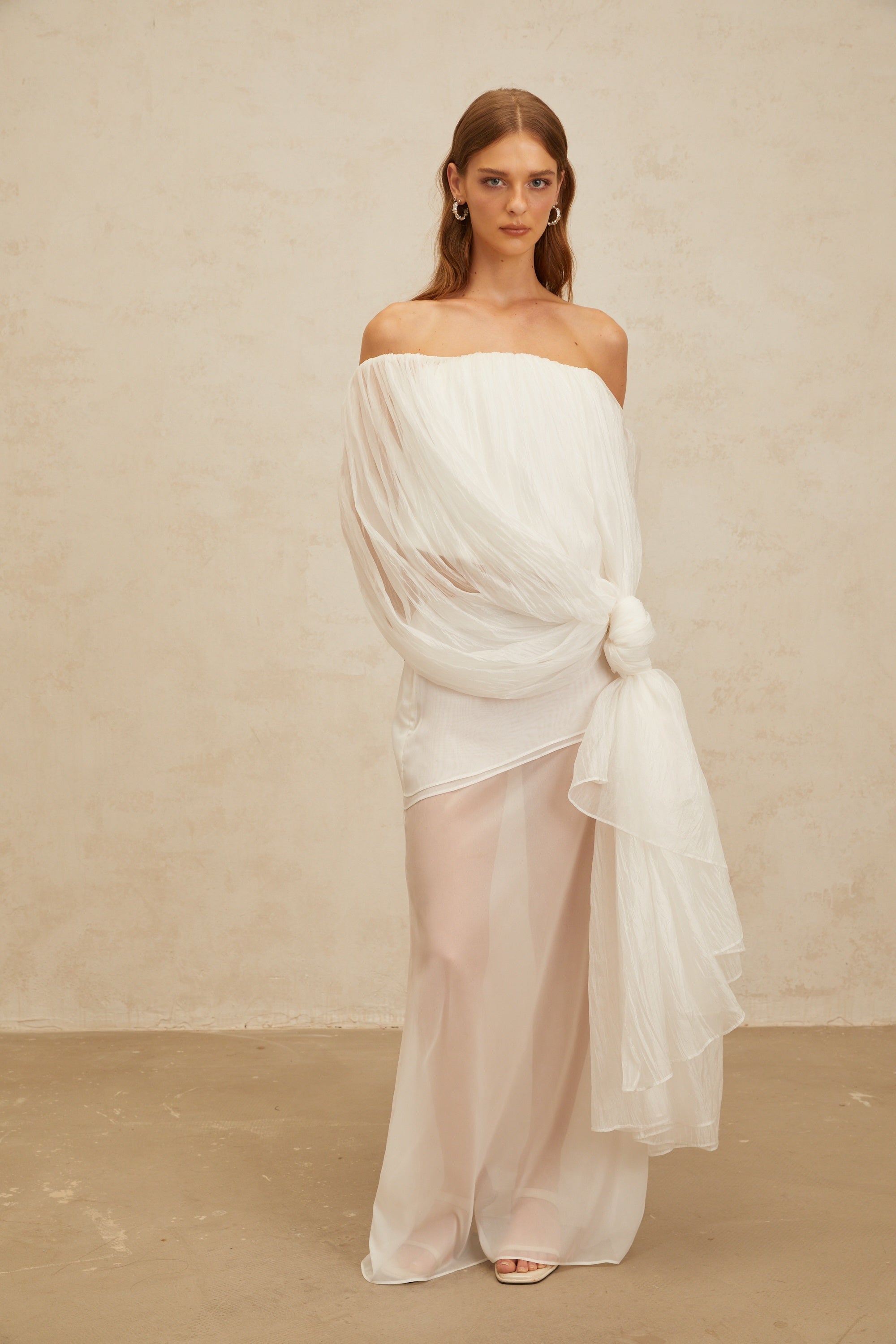 Lison White Asymmetrical Tulle Matching Set